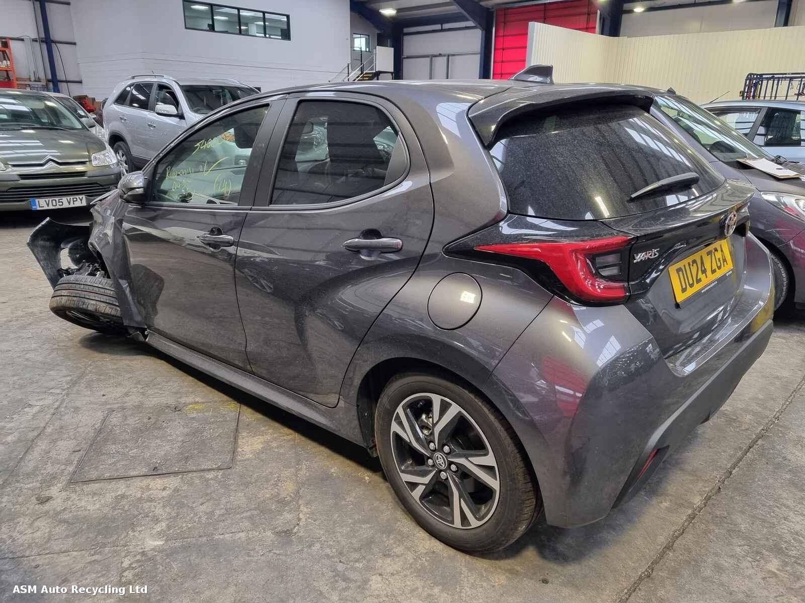 View Auto part Toyota Yaris 2024 5 Door Hatchback Breaking