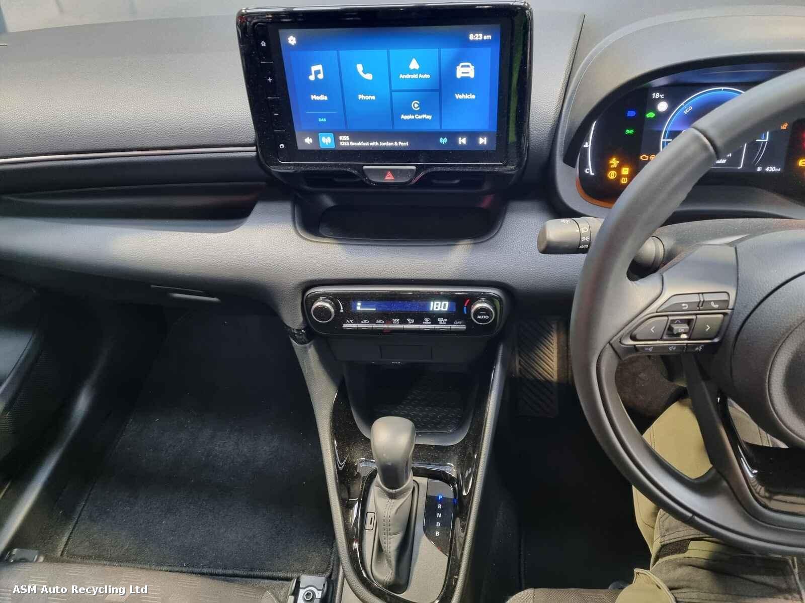 View Auto part Toyota Yaris 2024 5 Door Hatchback Breaking