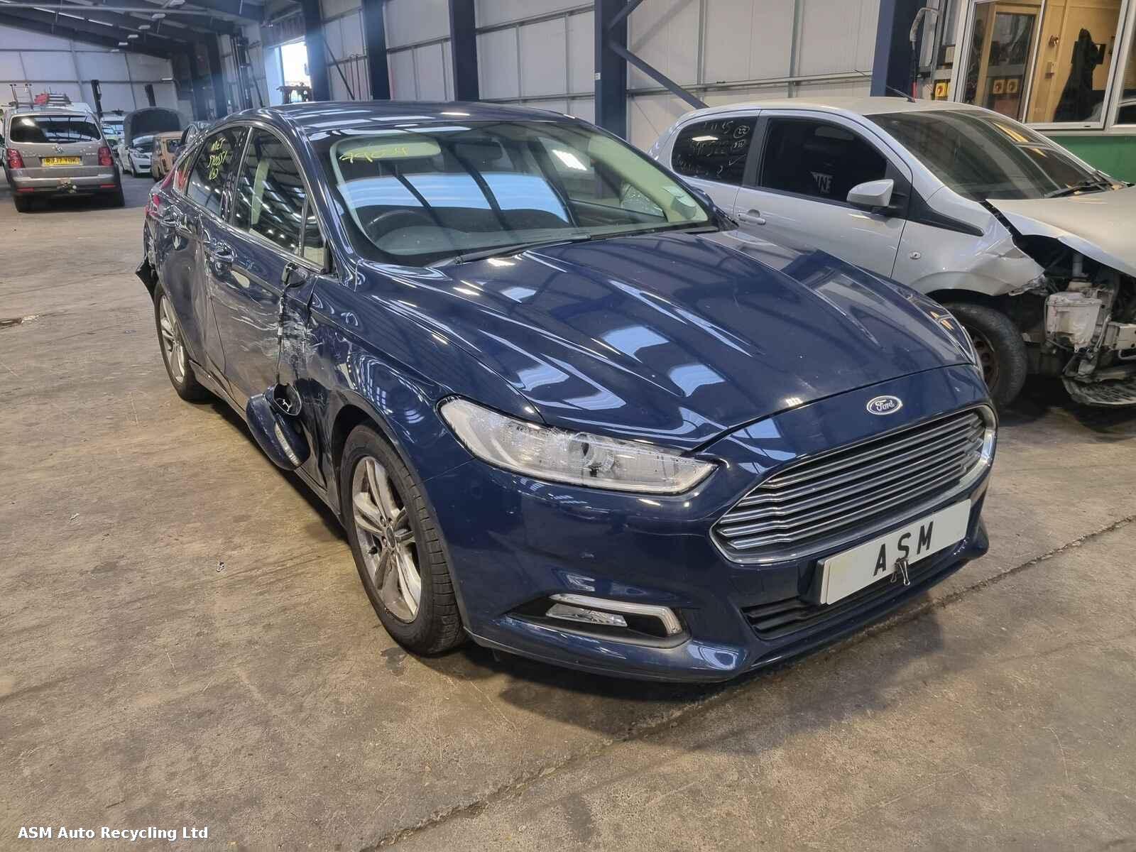 Image for a Ford Mondeo 2016 5 Door Hatchback Breaking