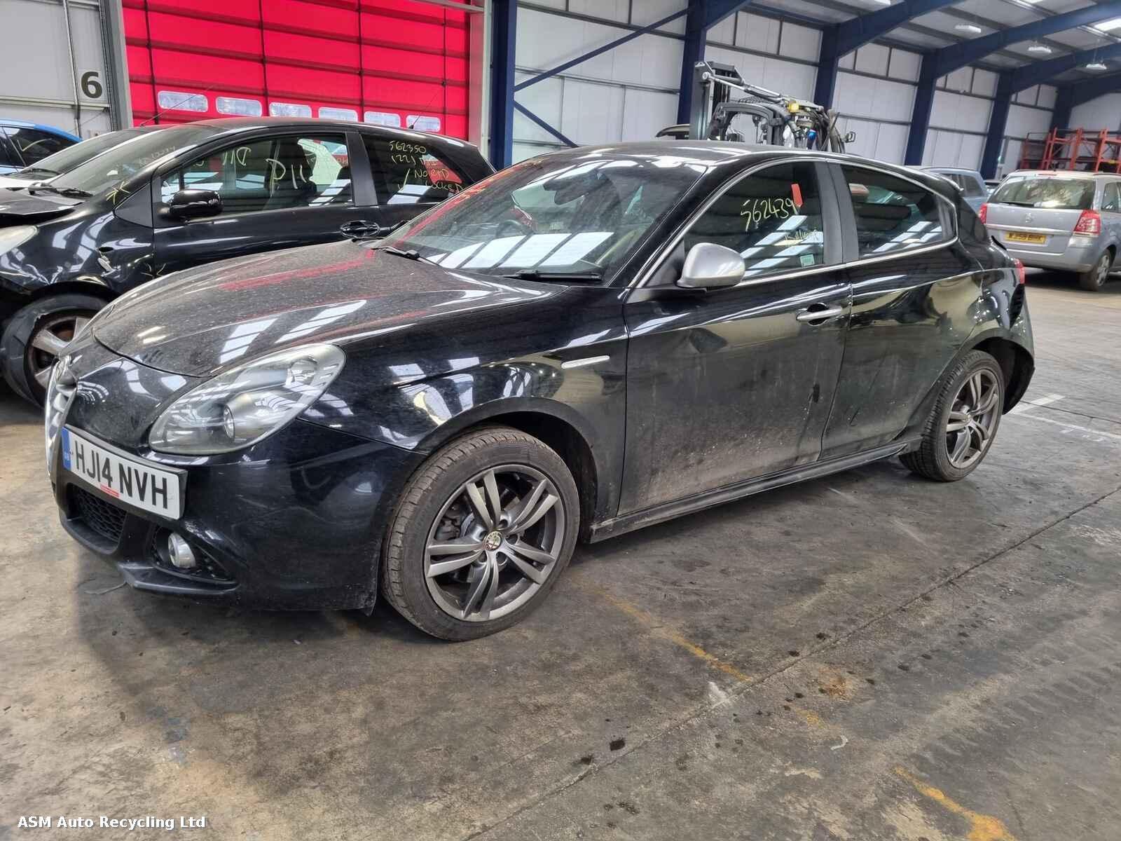 View Auto part Alfa Romeo Giulietta 2014 5 Door Hatchback Breaking