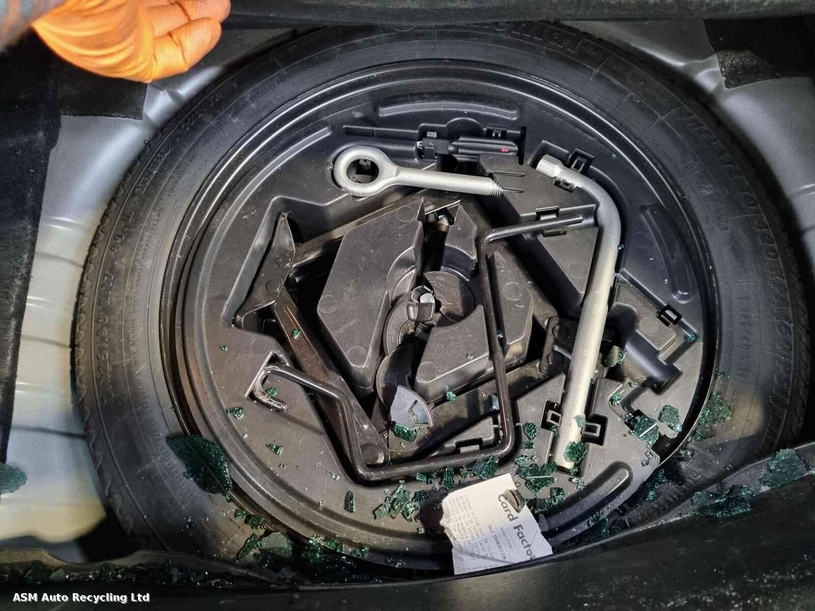 View Auto part Alfa Romeo Giulietta 2014 5 Door Hatchback Breaking