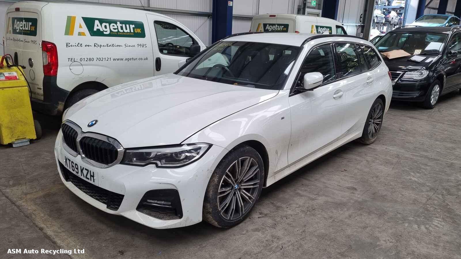 Bmw 3 Series 2019 5 Door Estate Breaking View Auto part Bmw 3 Series 2019 5 Door Estate Breaking