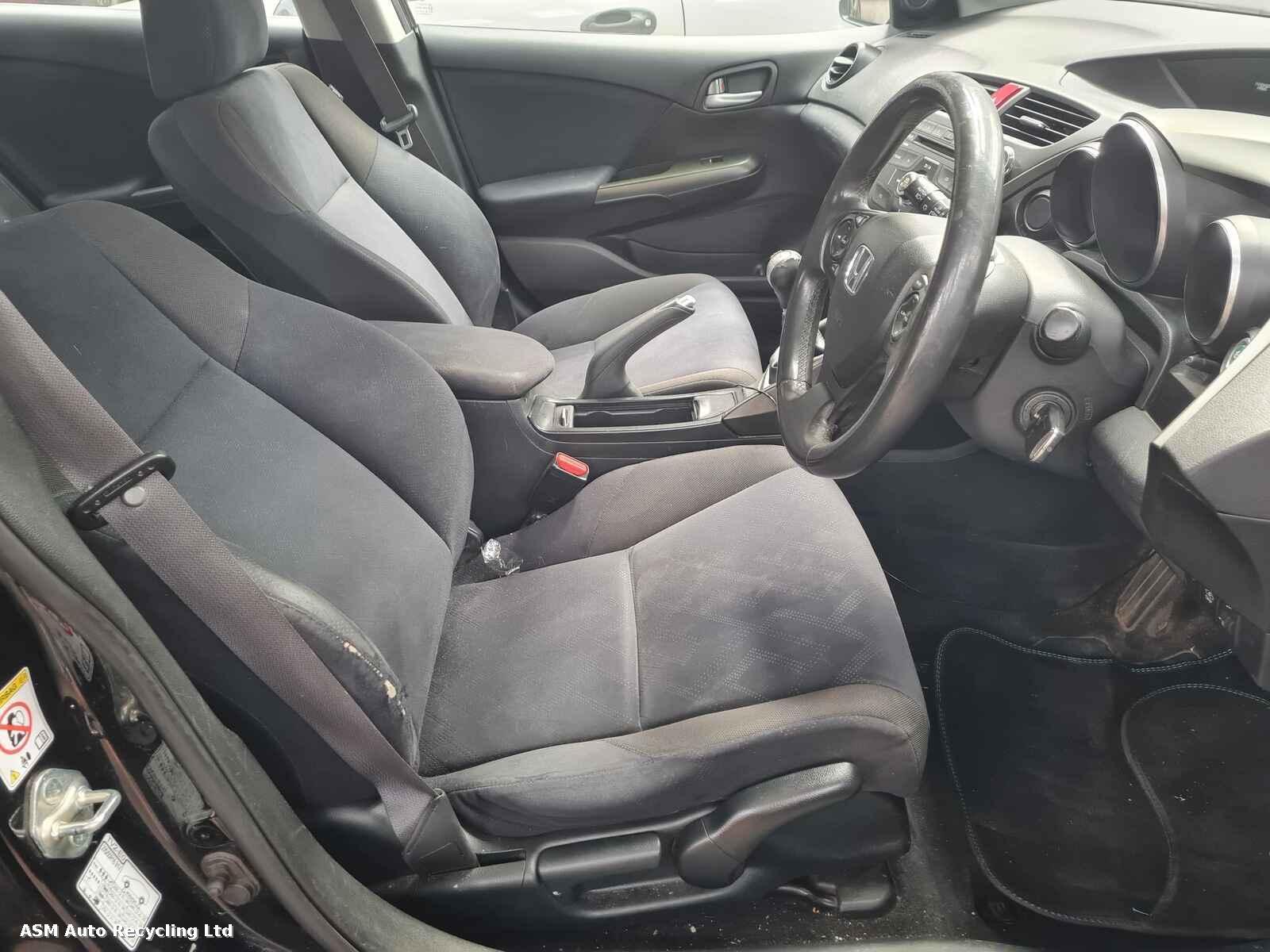View Auto part Honda Civic 2012 5 Door Hatchback Breaking