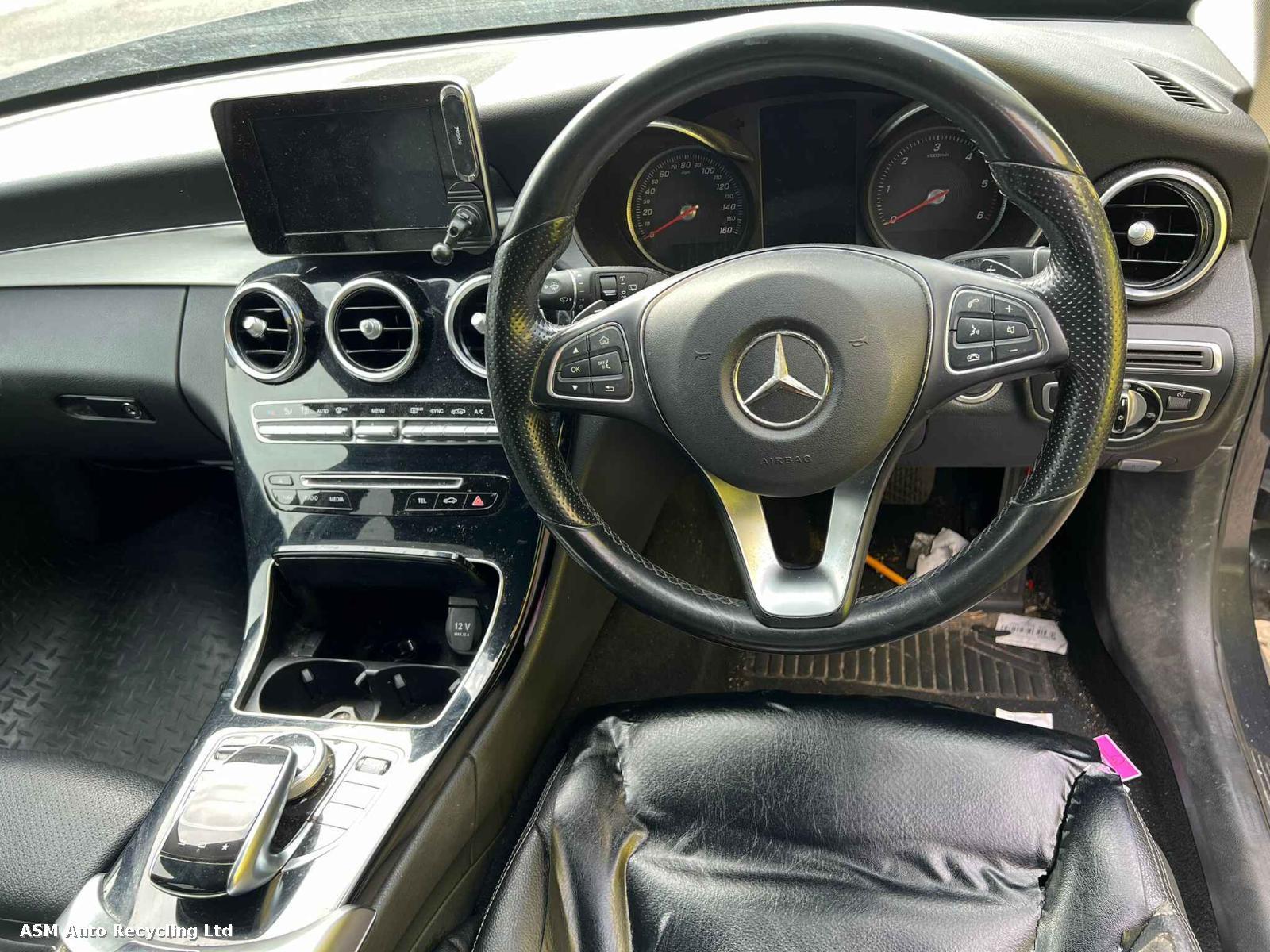 View Auto part Mercedes C Class 2016 5 Door Estate Breaking