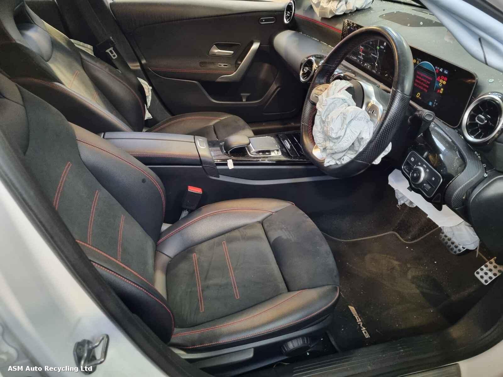 View Auto part Mercedes A Class 2019 5 Door Hatchback Breaking