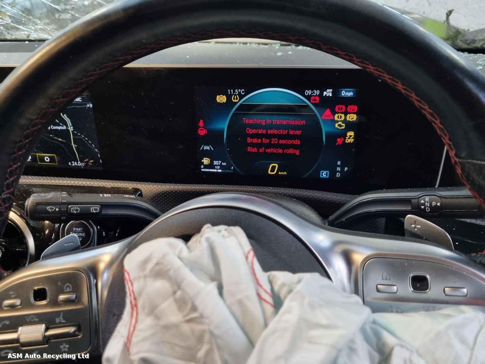 View Auto part Mercedes A Class 2019 5 Door Hatchback Breaking