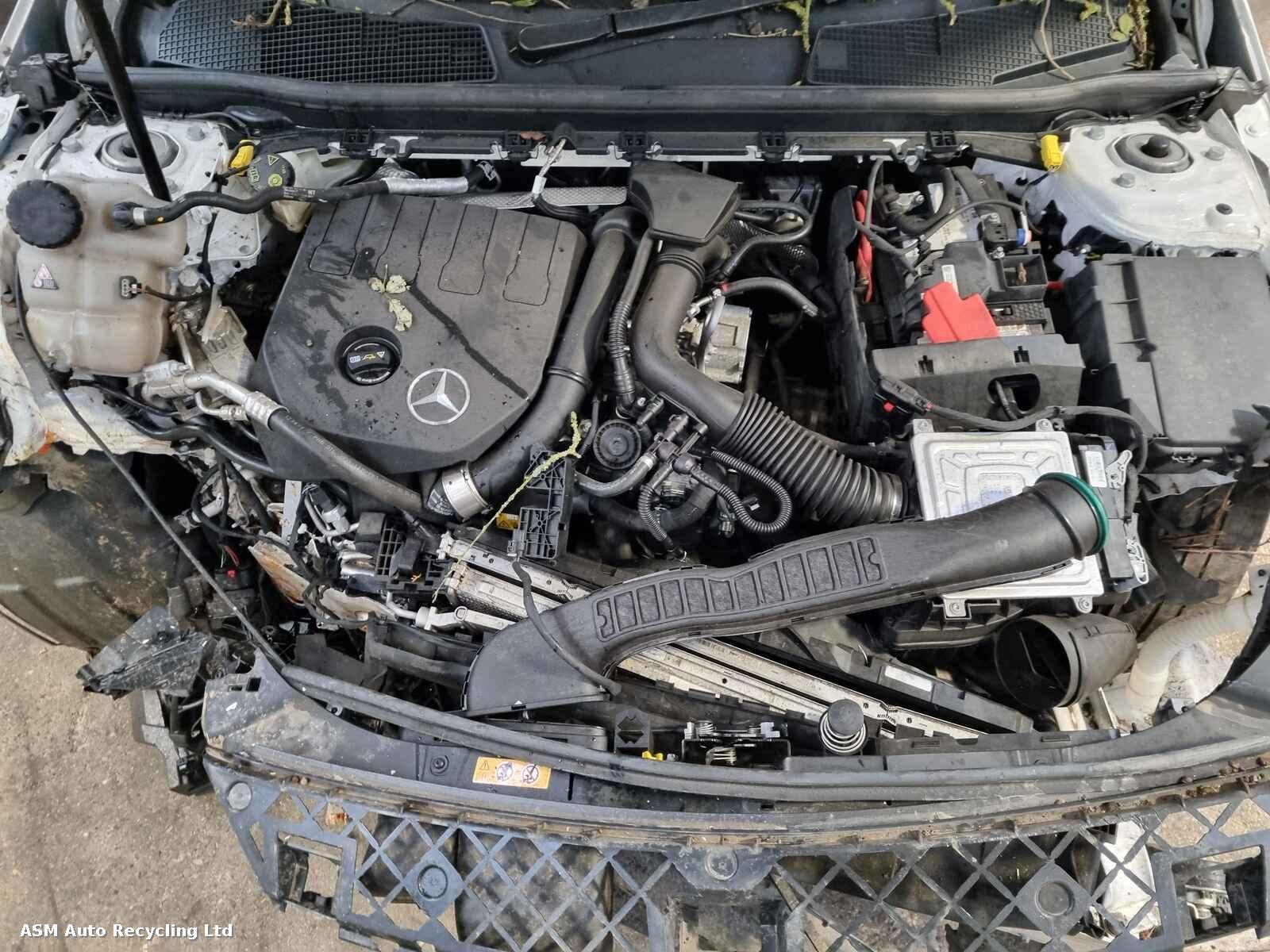 View Auto part Mercedes A Class 2019 5 Door Hatchback Breaking