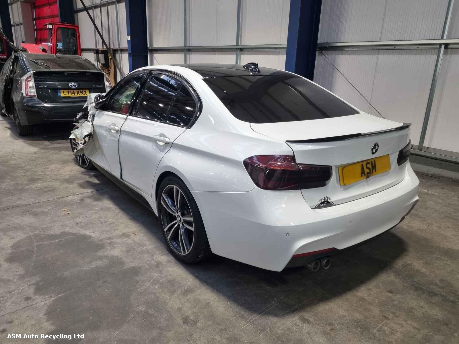 View Auto part Bmw 3 Series 2016 4 Door Saloon Breaking