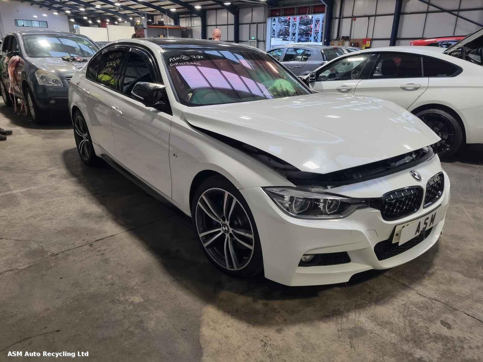 Image for a Bmw 3 Series 2016 4 Door Saloon Breaking
