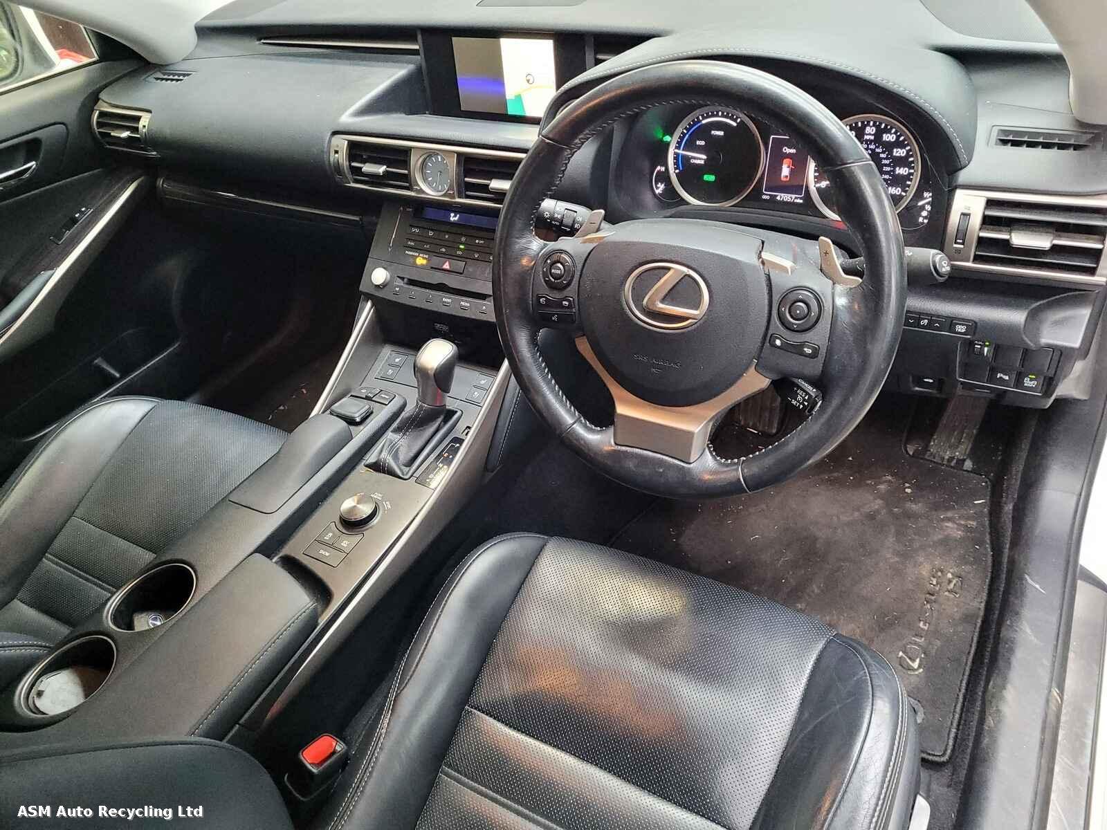 Lexus Is Series 2015 4 Door Saloon Breaking View Auto part Lexus Is Series 2015 4 Door Saloon Breaking