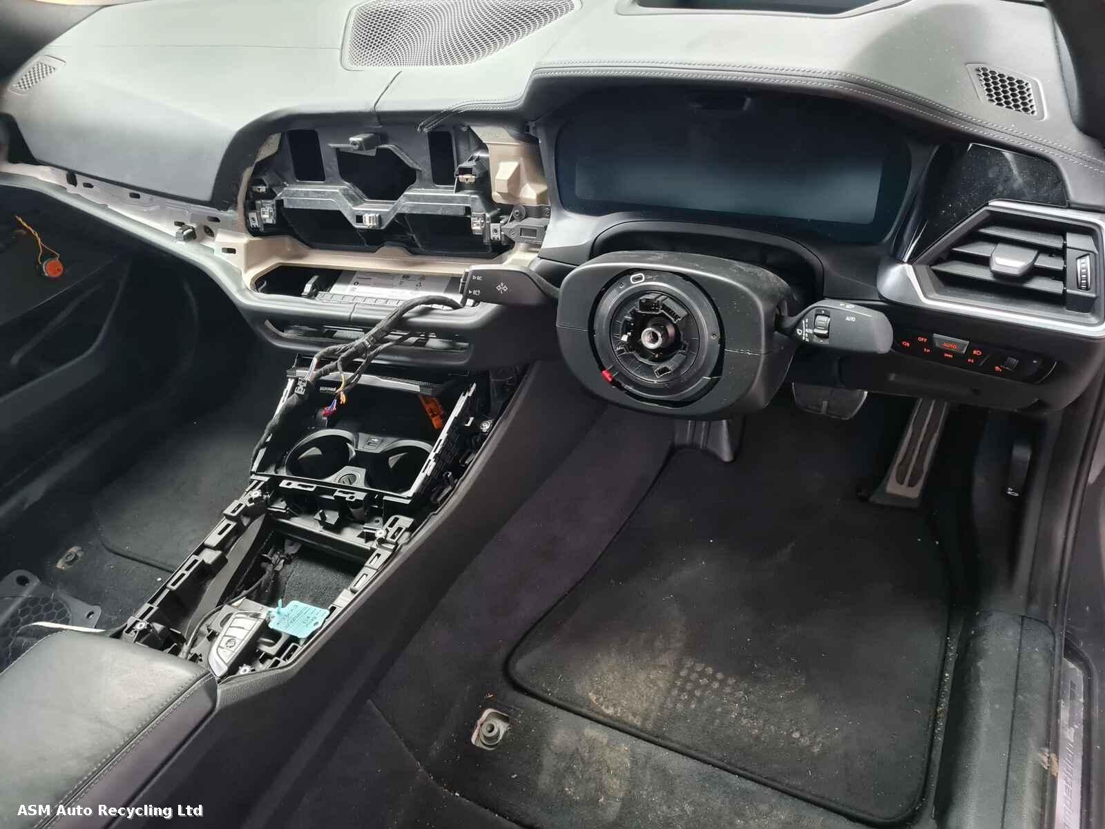 View Auto part Bmw 3 Series 2022 Unknown Saloon Breaking