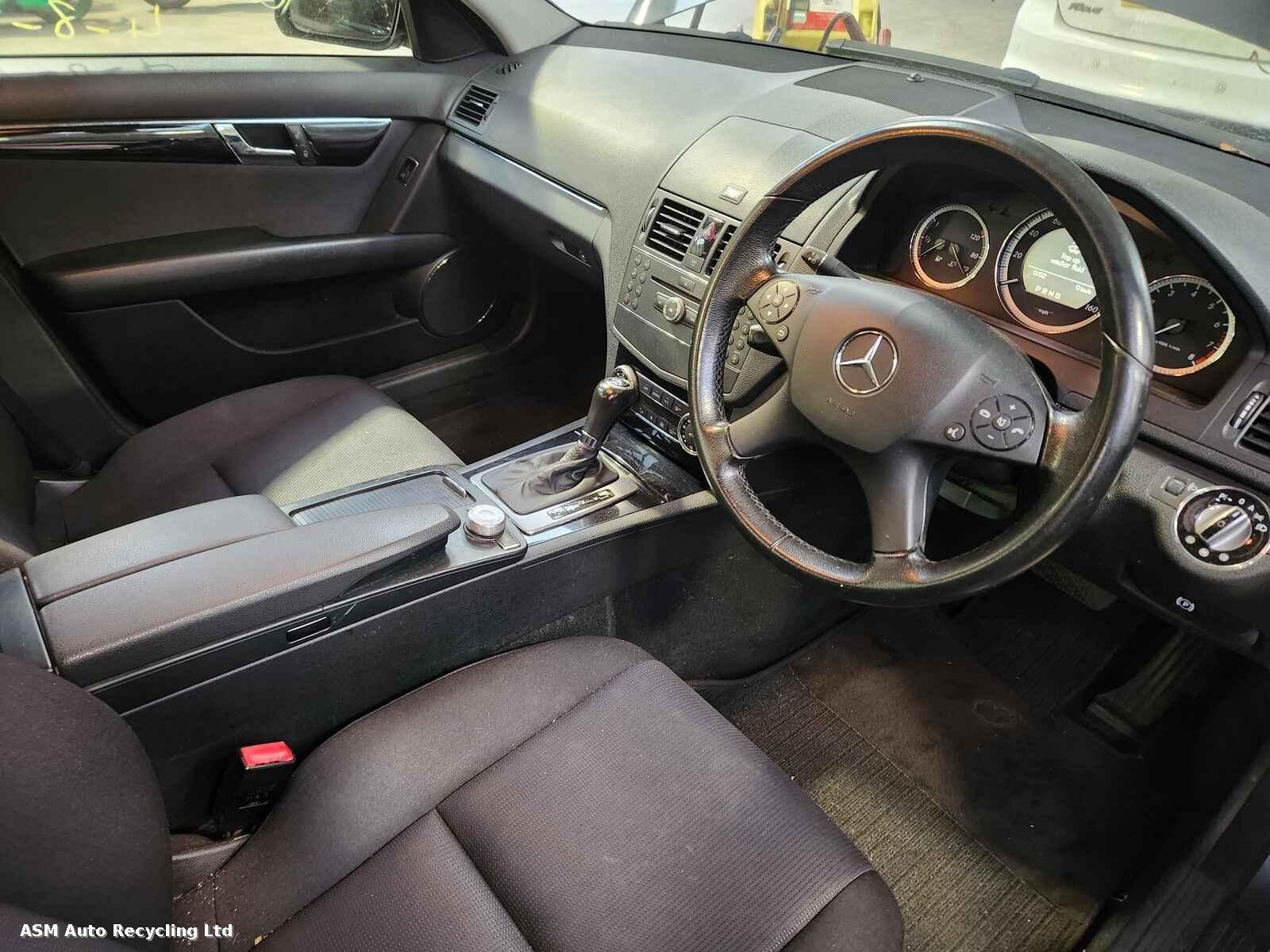 View Auto part Mercedes C Class 2008 4 Door Saloon Breaking