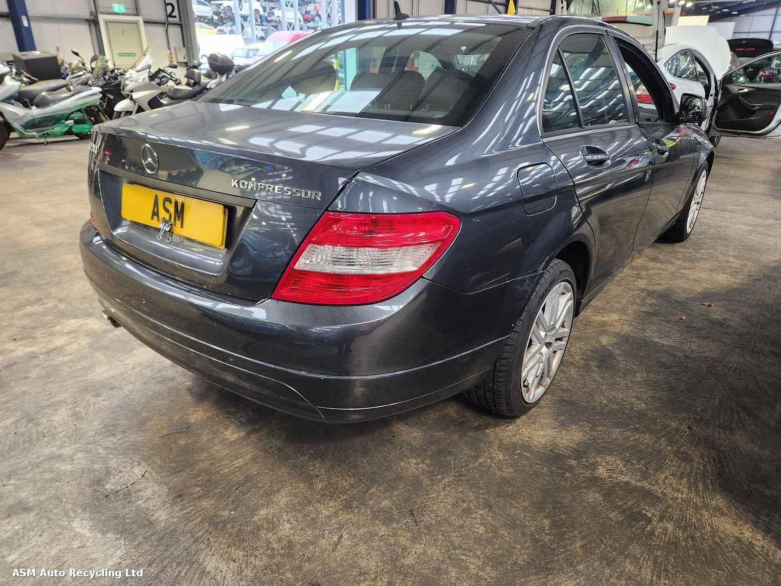 View Auto part Mercedes C Class 2008 4 Door Saloon Breaking