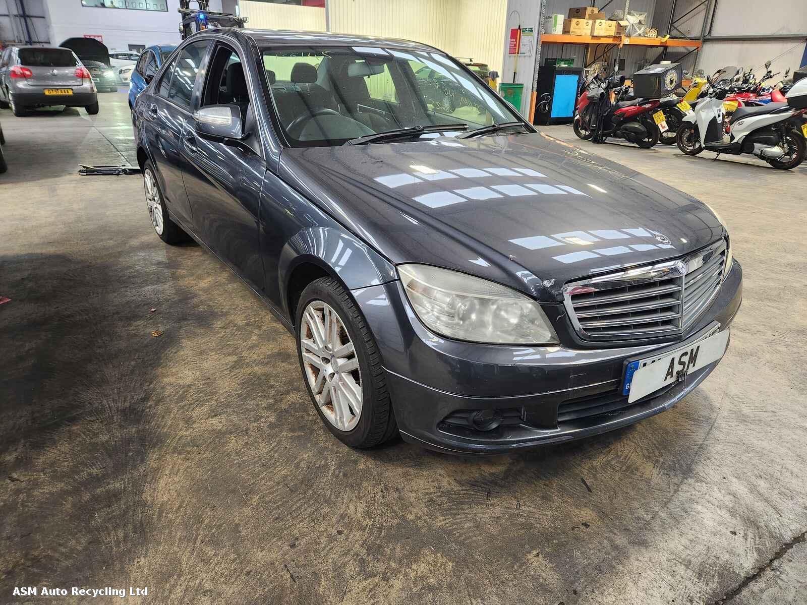 Image for a Mercedes C Class 2008 4 Door Saloon Breaking