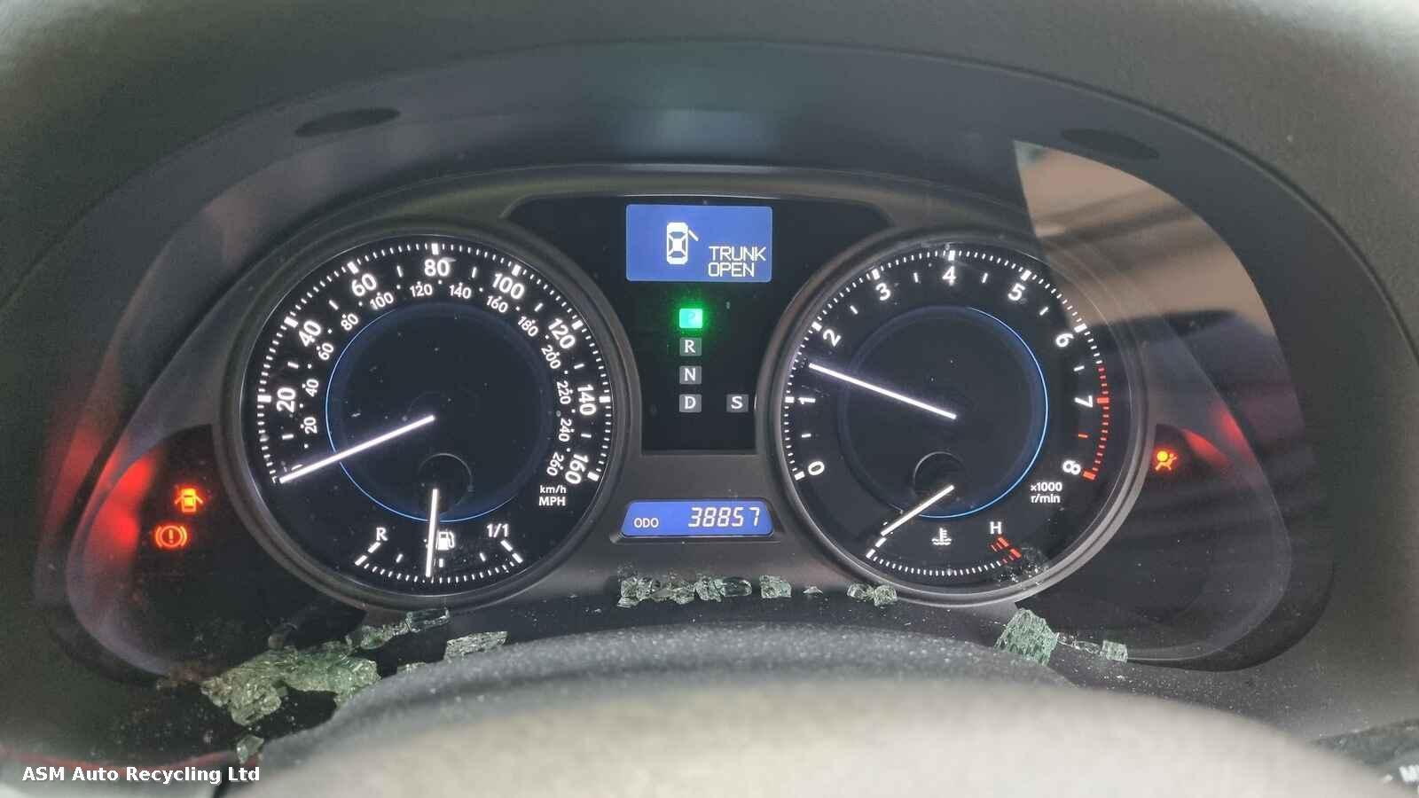 Lexus Is Series 2006 4 Door Saloon Breaking View Auto part Lexus Is Series 2006 4 Door Saloon Breaking