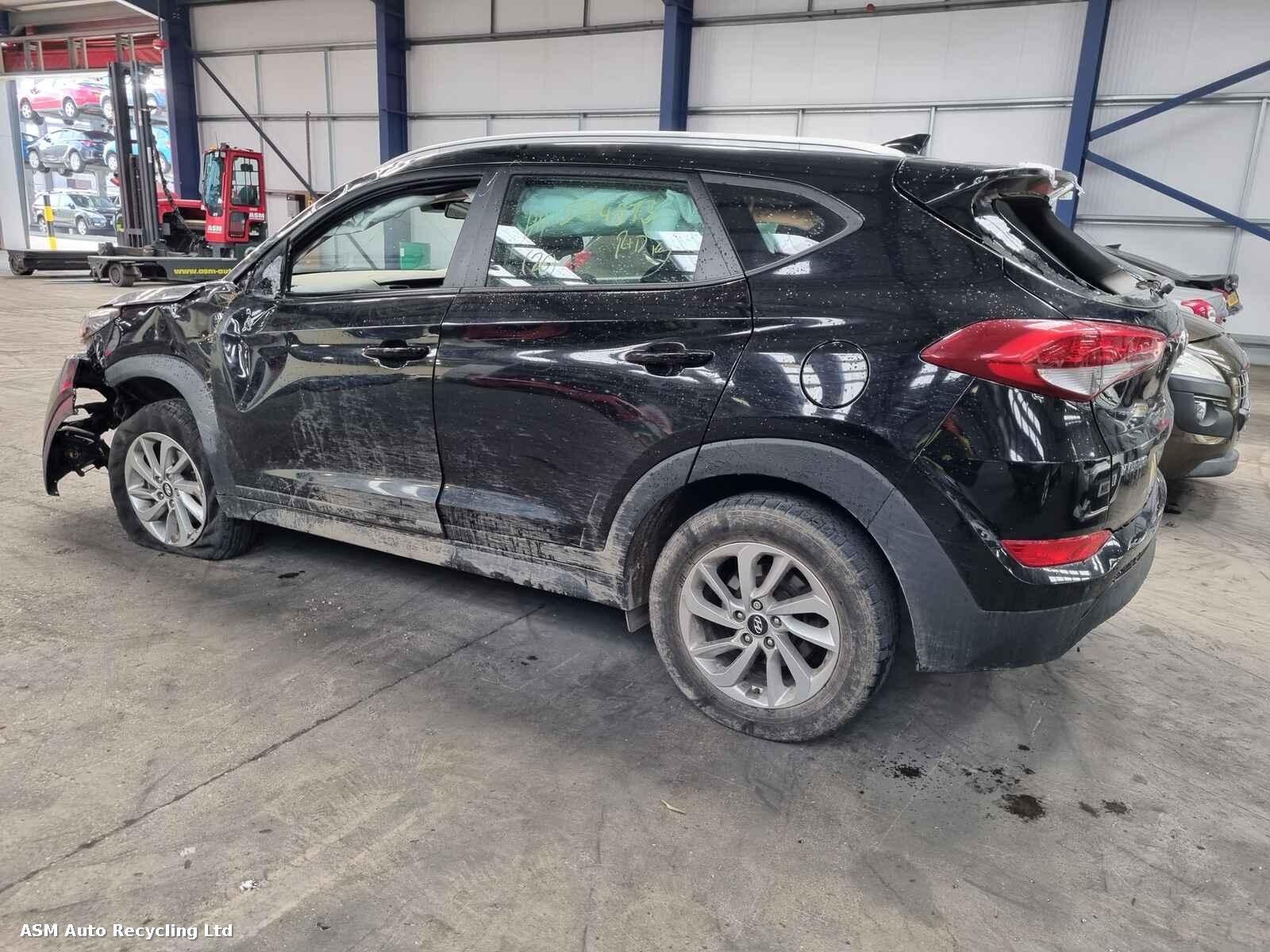 View Auto part Hyundai Tucson 2015 5 Door Estate Breaking