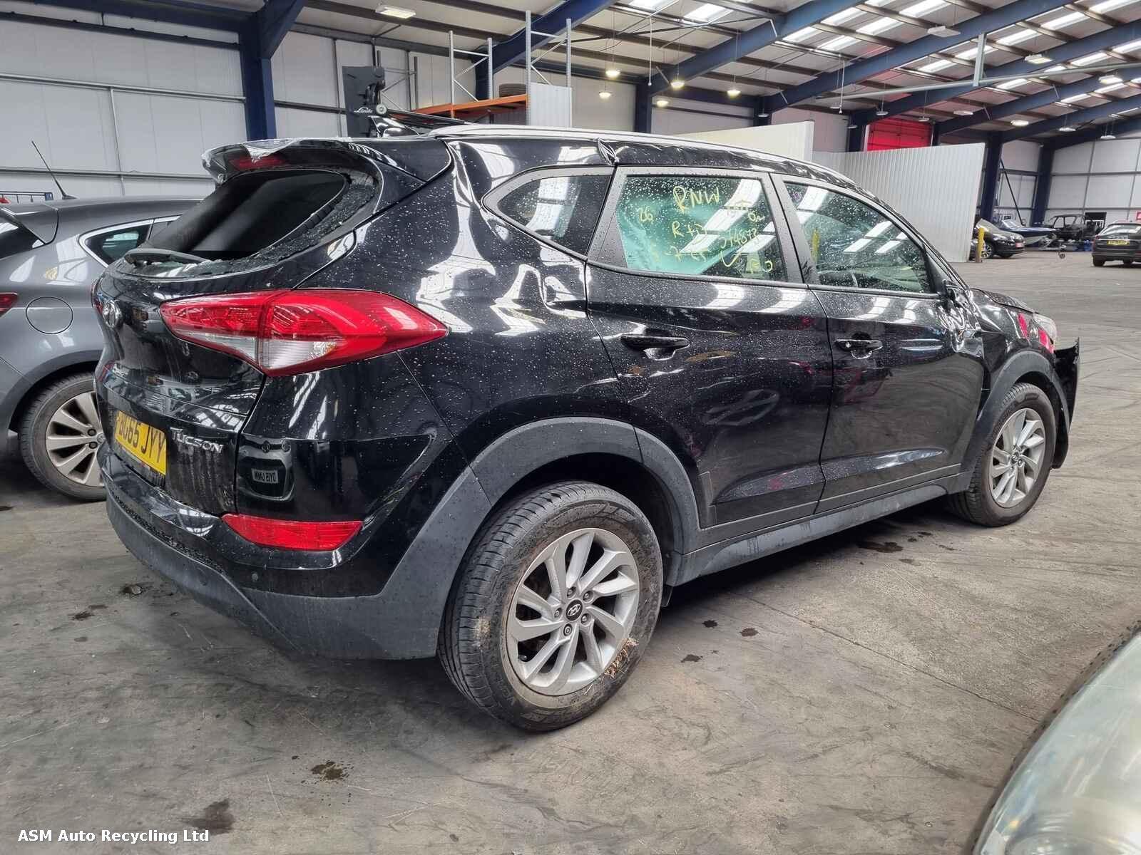 View Auto part Hyundai Tucson 2015 5 Door Estate Breaking
