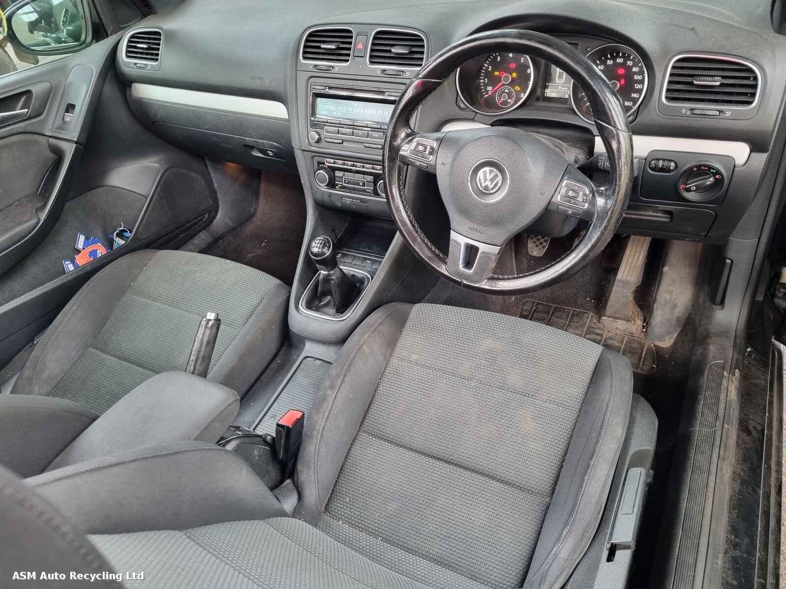 View Auto part Volkswagen Golf 2012 2 Door Convertible Breaking