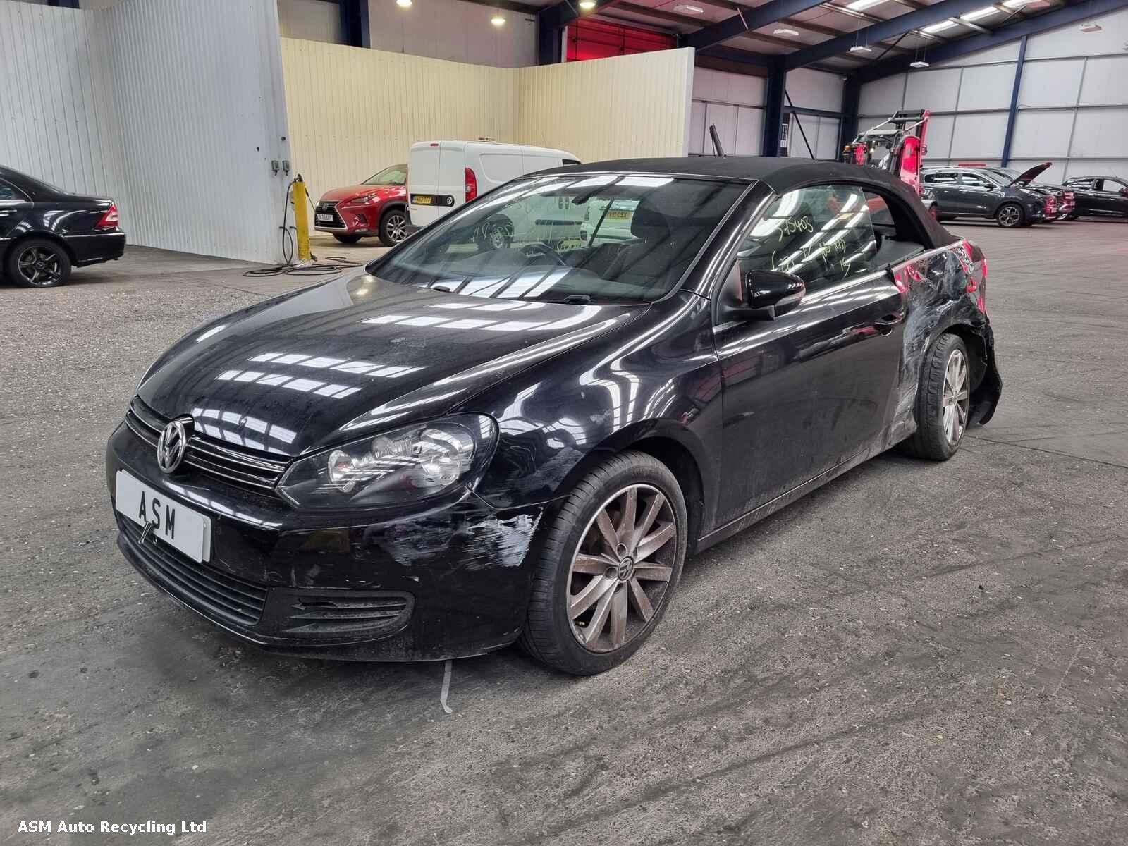 View Auto part Volkswagen Golf 2012 2 Door Convertible Breaking