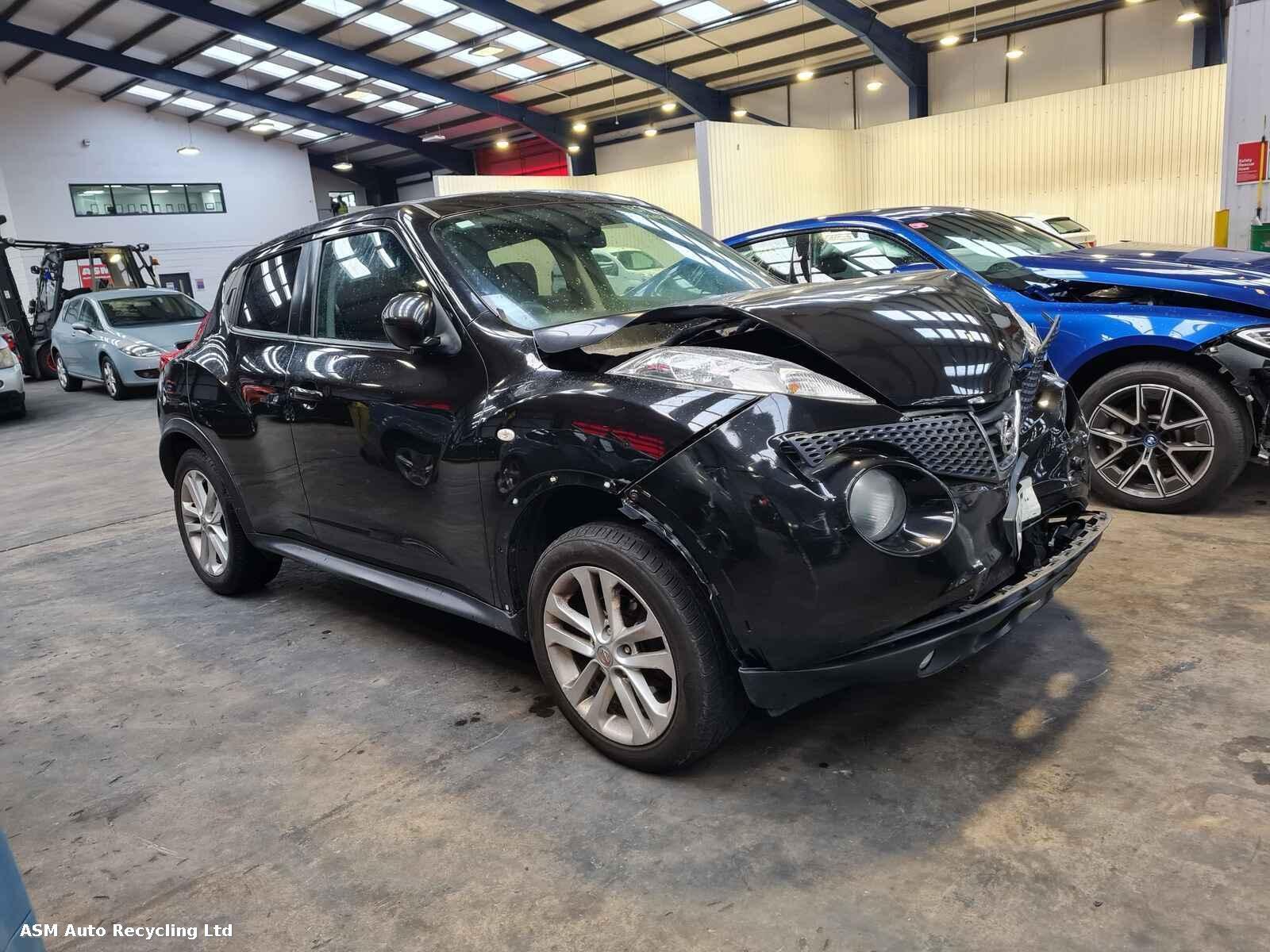 Image for a Nissan Juke 2011 5 Door Hatchback Breaking