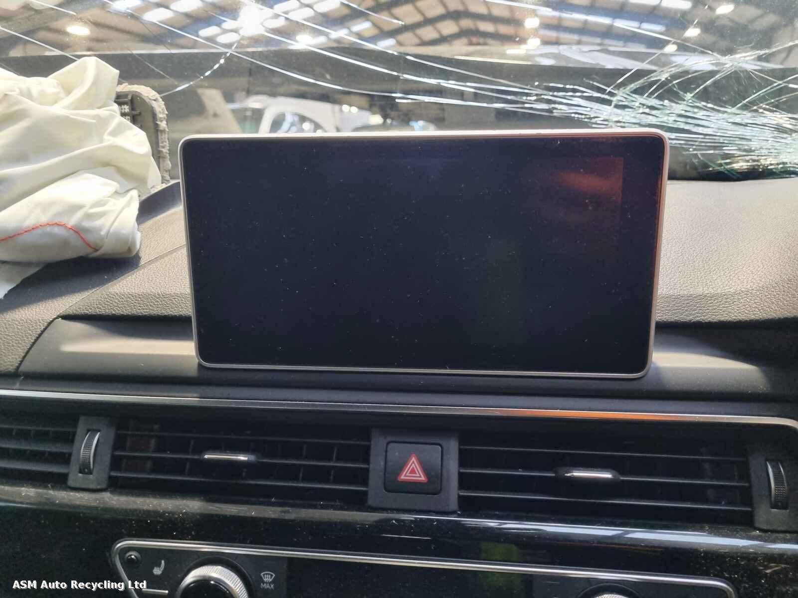 View Auto part Audi A4 2016 5 Door Estate Breaking