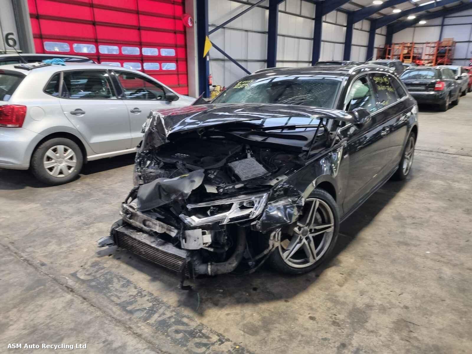 View Auto part Audi A4 2016 5 Door Estate Breaking