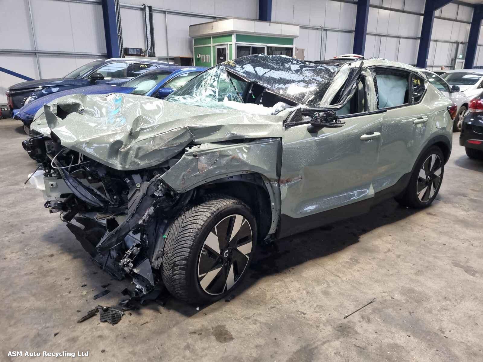 View Auto part Volvo C40 2024 5 Door Estate Breaking