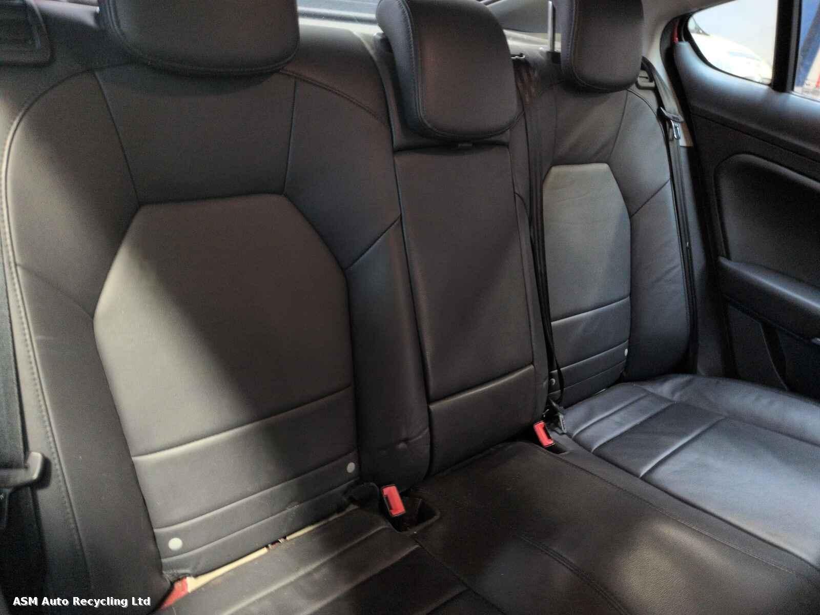 View Auto part Mg Mg6 2015 5 Door Hatchback Breaking