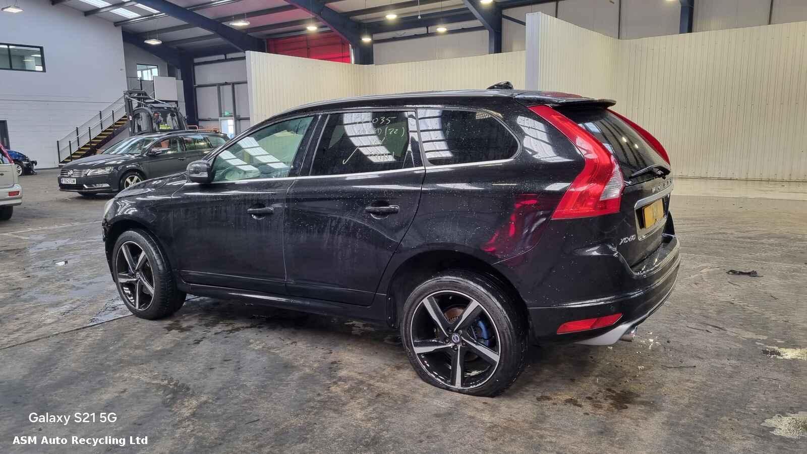 View Auto part Volvo Xc60 2015 5 Door Estate Breaking