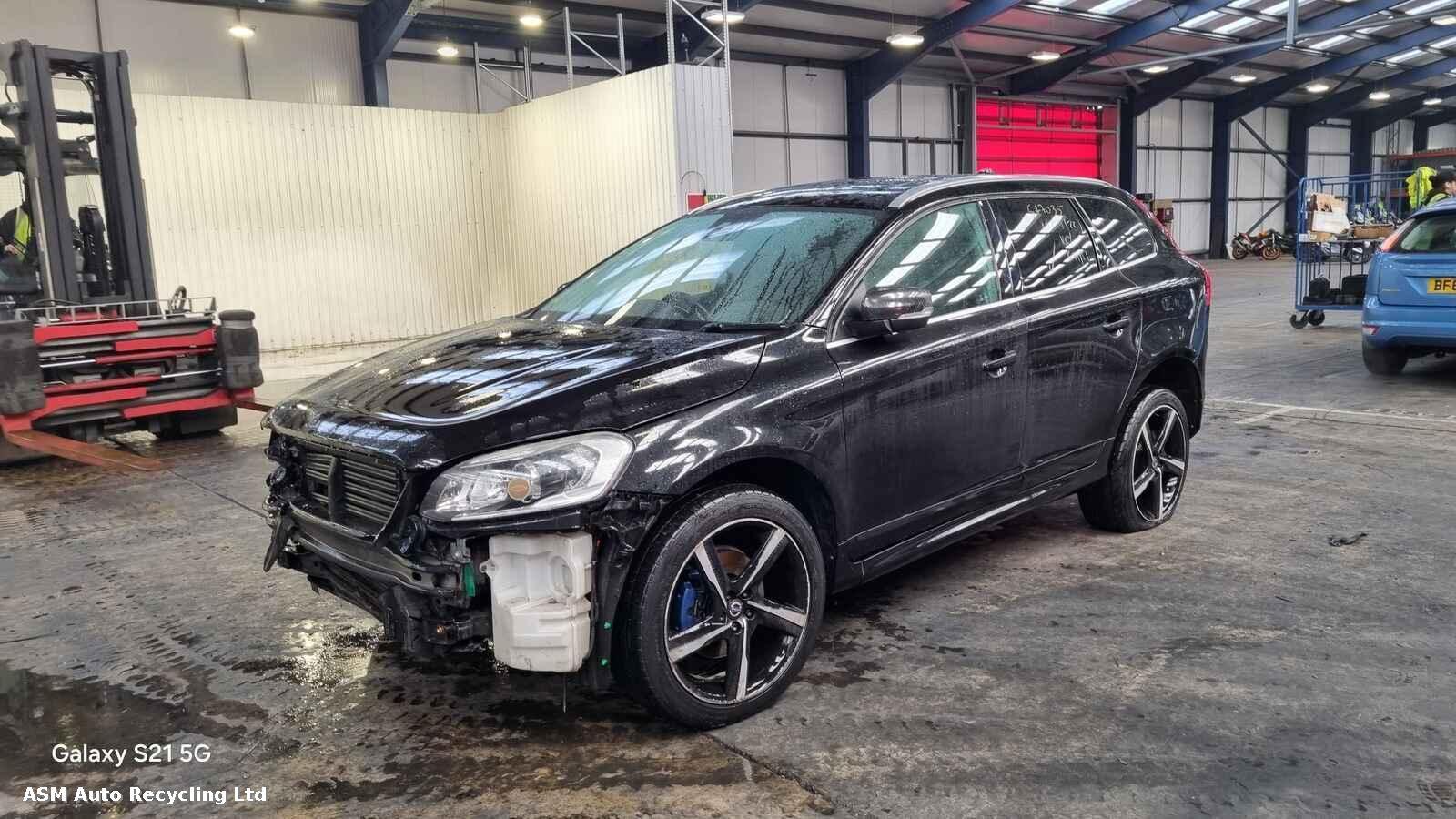 View Auto part Volvo Xc60 2015 5 Door Estate Breaking