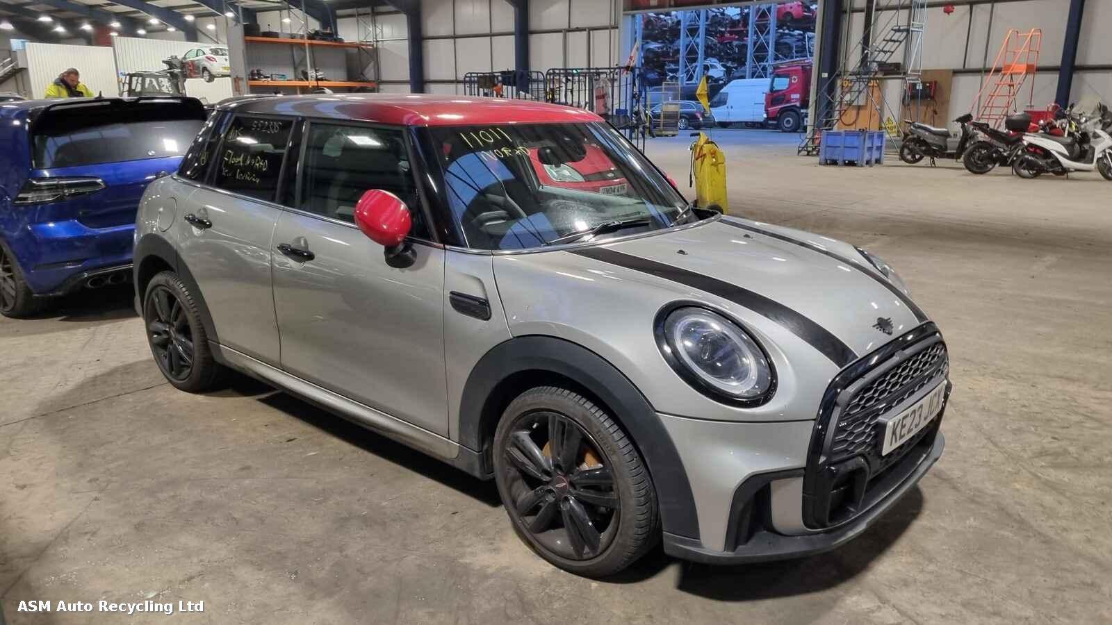 Image for a Mini (bmw) Mini 2023 5 Door Hatchback Breaking