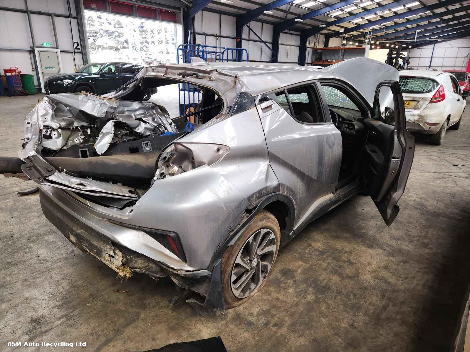 View Auto part Toyota C-hr 2017 5 Door Hatchback Breaking