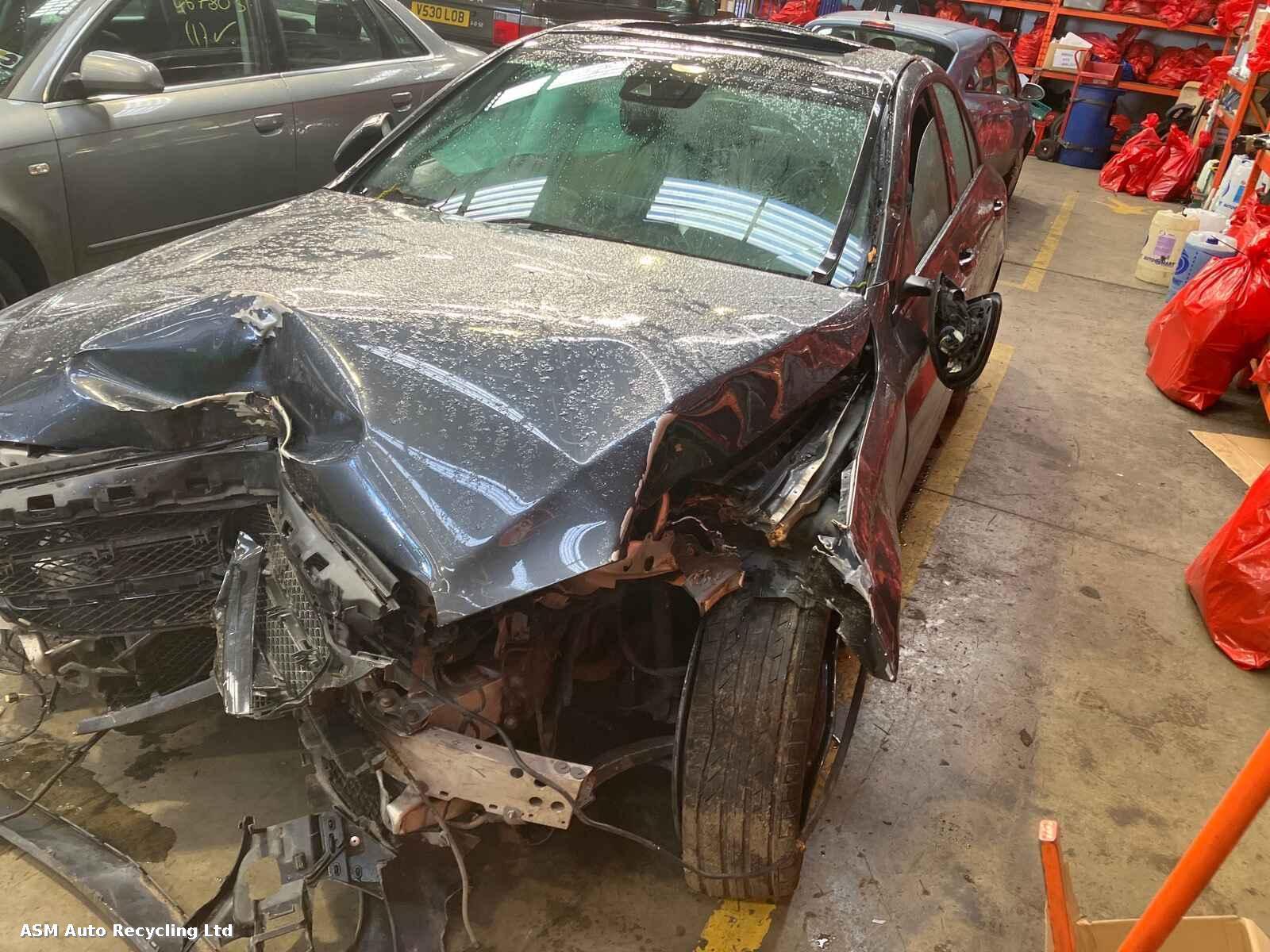 View Auto part Mercedes C Class 2016 4 Door Saloon Breaking