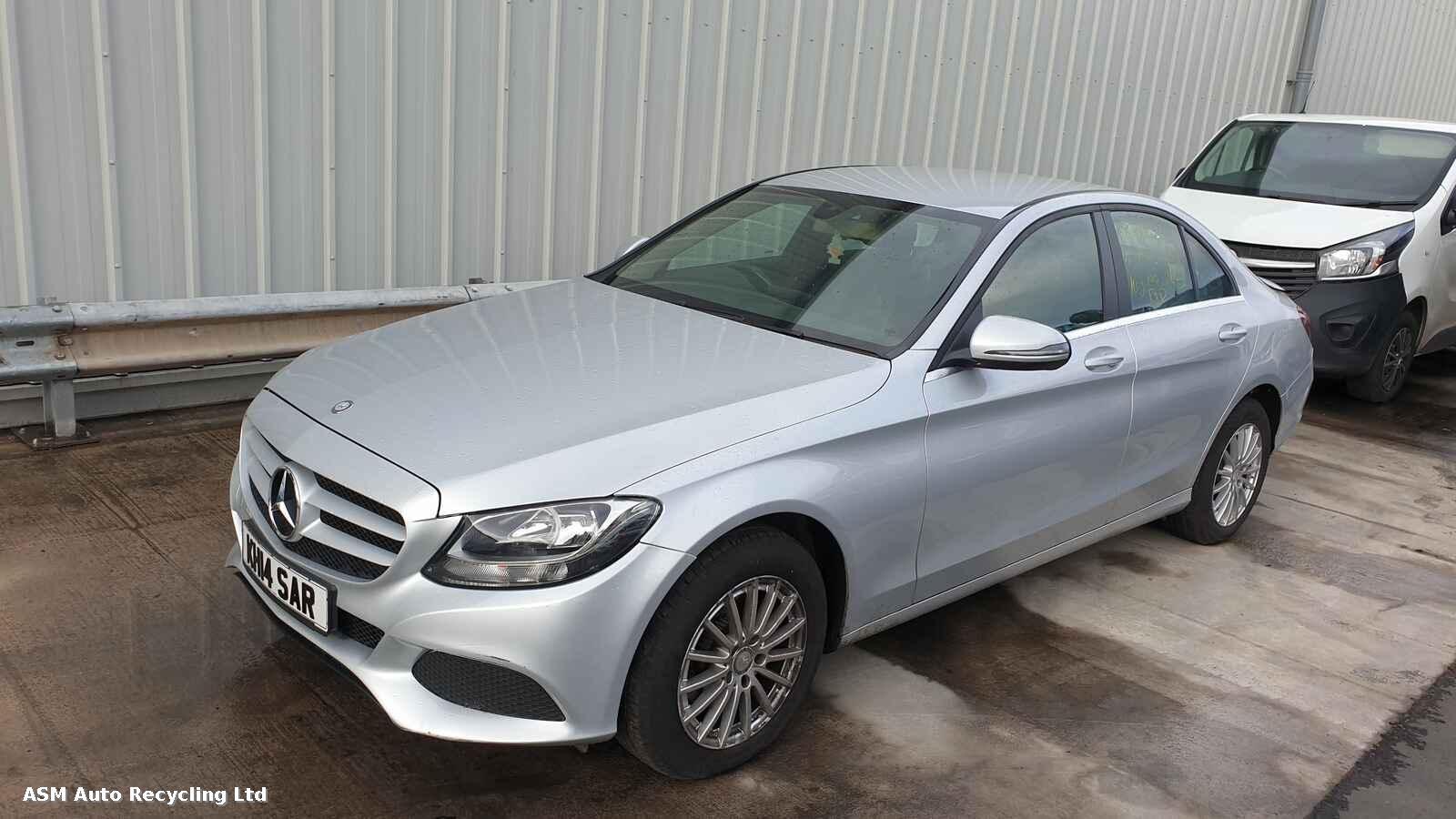 View Auto part Mercedes C Class 2016 4 Door Saloon Breaking