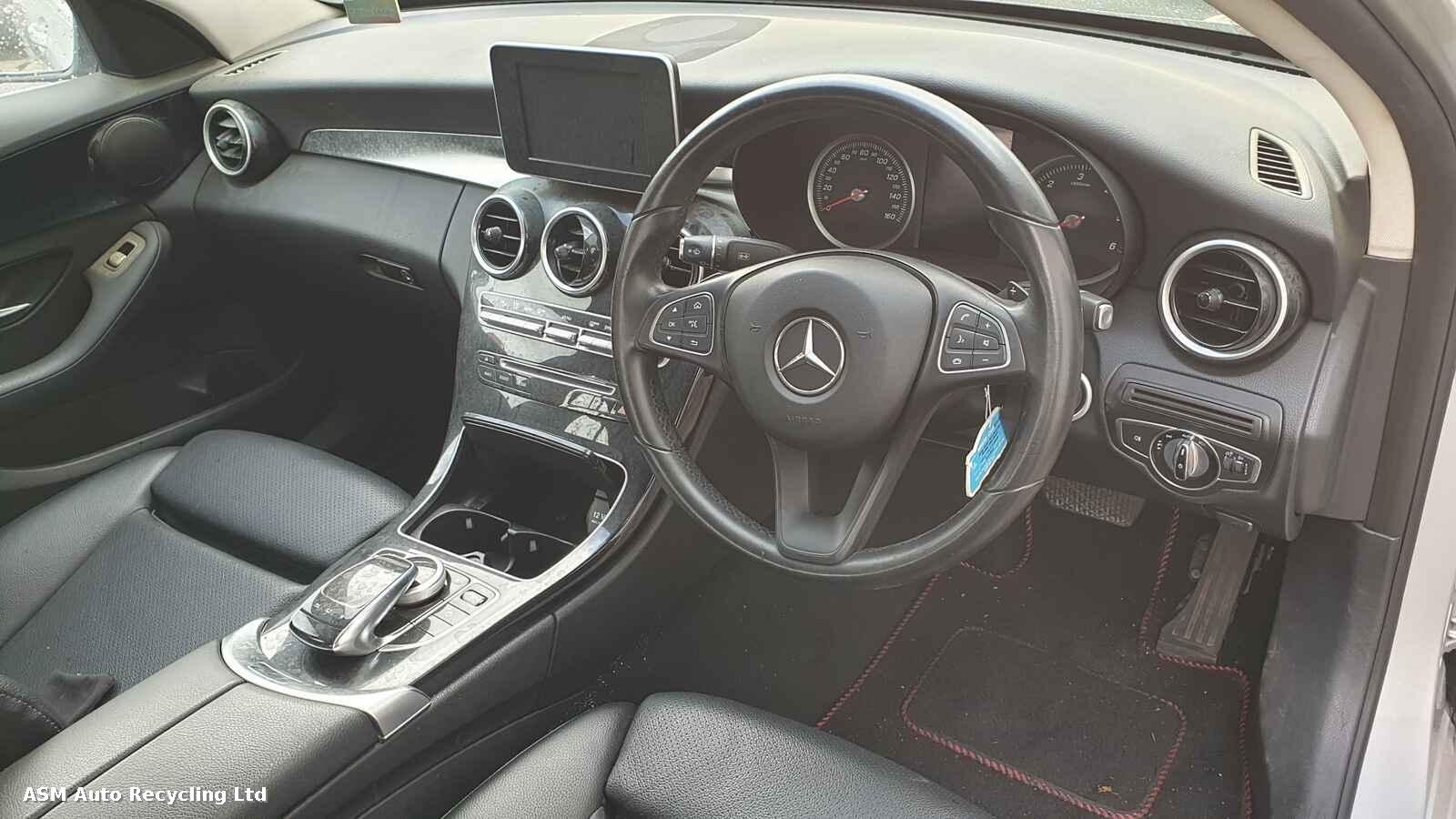 View Auto part Mercedes C Class 2016 4 Door Saloon Breaking