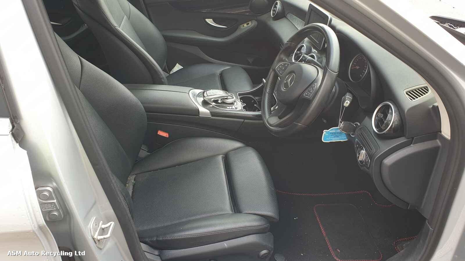 View Auto part Mercedes C Class 2016 4 Door Saloon Breaking