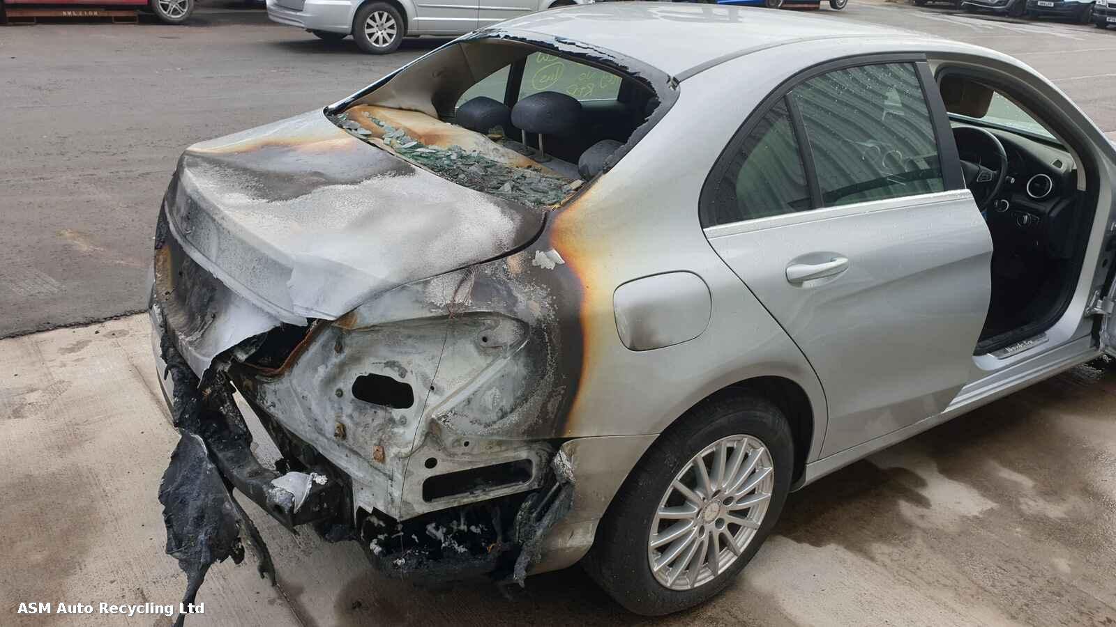 View Auto part Mercedes C Class 2016 4 Door Saloon Breaking