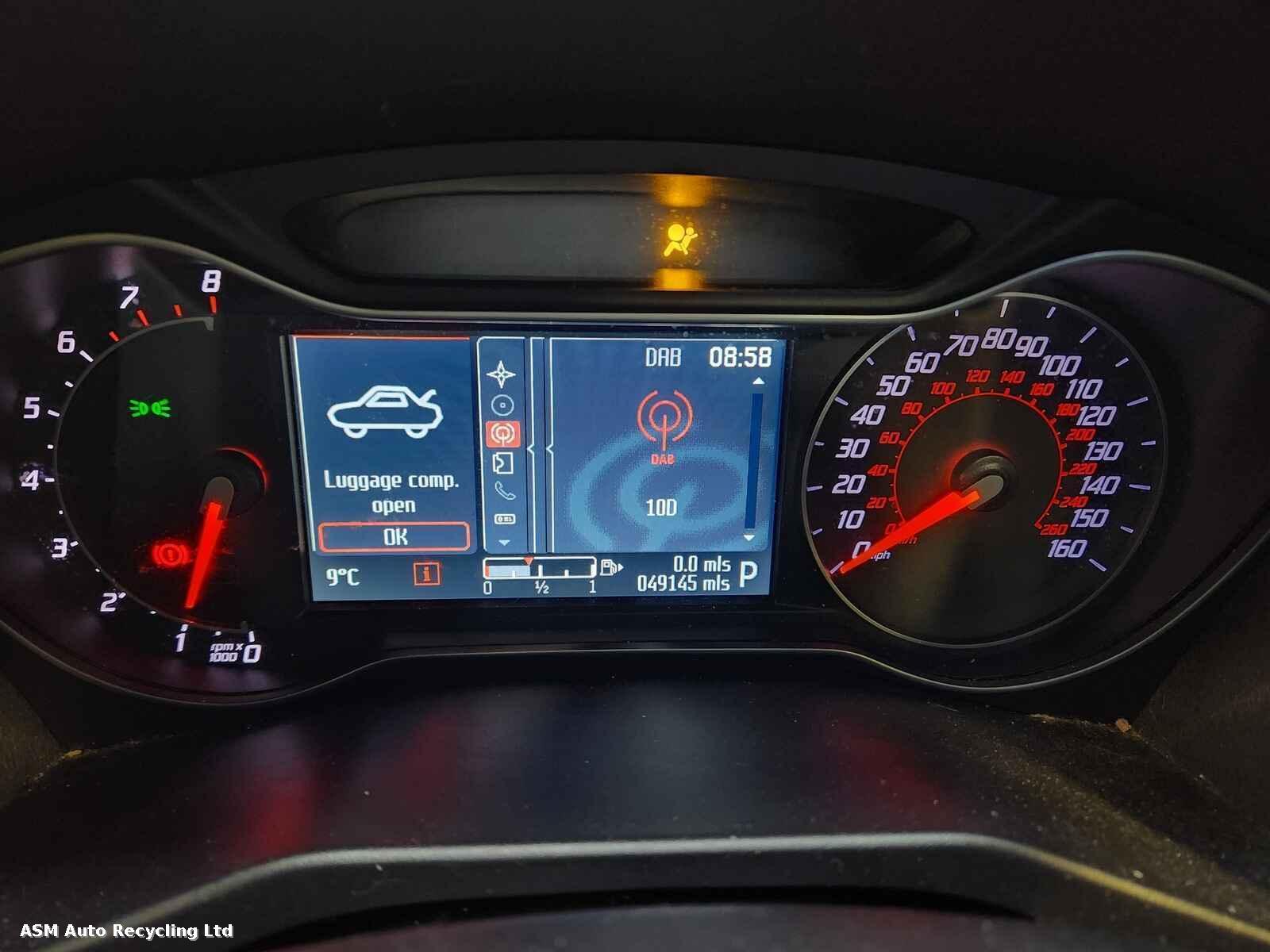 Ford Mondeo 2013 5 Door Hatchback Breaking View Auto part Ford Mondeo 2013 5 Door Hatchback Breaking