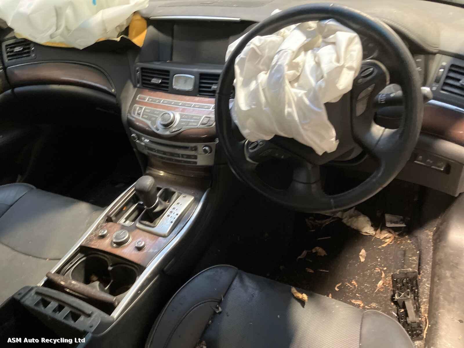 Infiniti M Series 2013 4 Door Saloon Breaking View Auto part Infiniti M Series 2013 4 Door Saloon Breaking