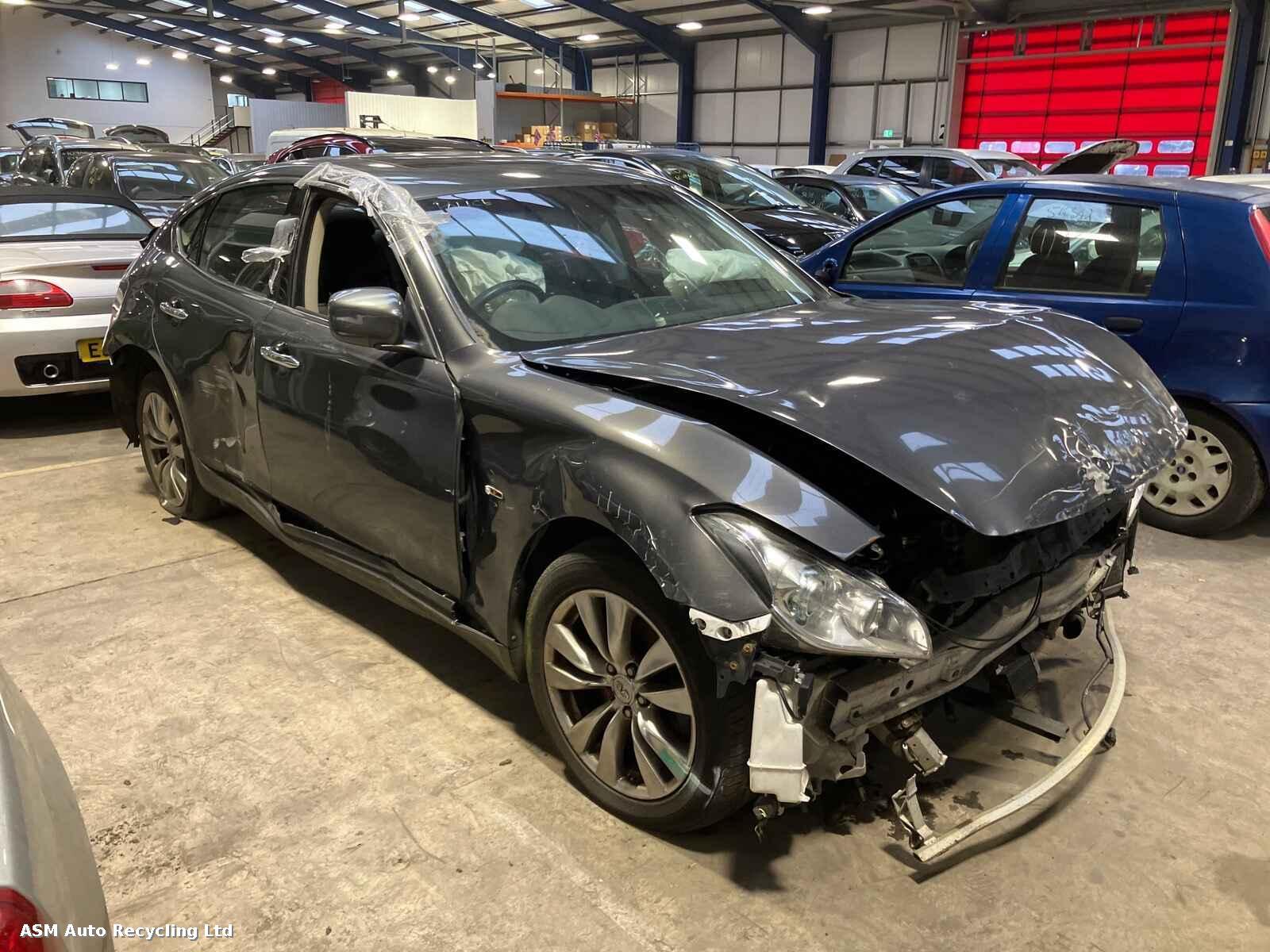 Image for a Infiniti M Series 2013 4 Door Saloon Breaking
