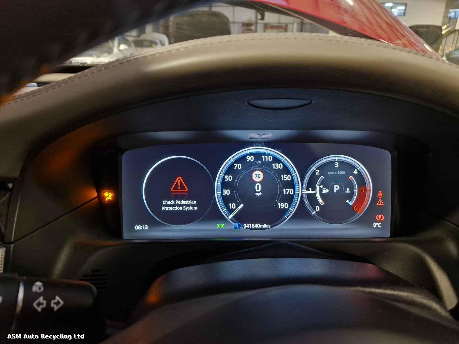 Jaguar Xf 2017 4 Door Saloon Breaking View Auto part Jaguar Xf 2017 4 Door Saloon Breaking