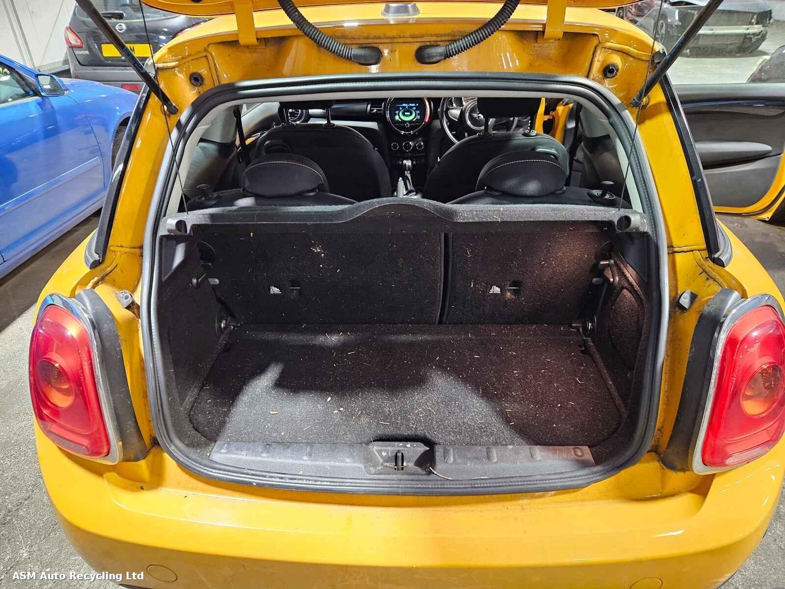 Mini (bmw) Mini 2015 3 Door Hatchback Breaking View Auto part Mini (bmw) Mini 2015 3 Door Hatchback Breaking