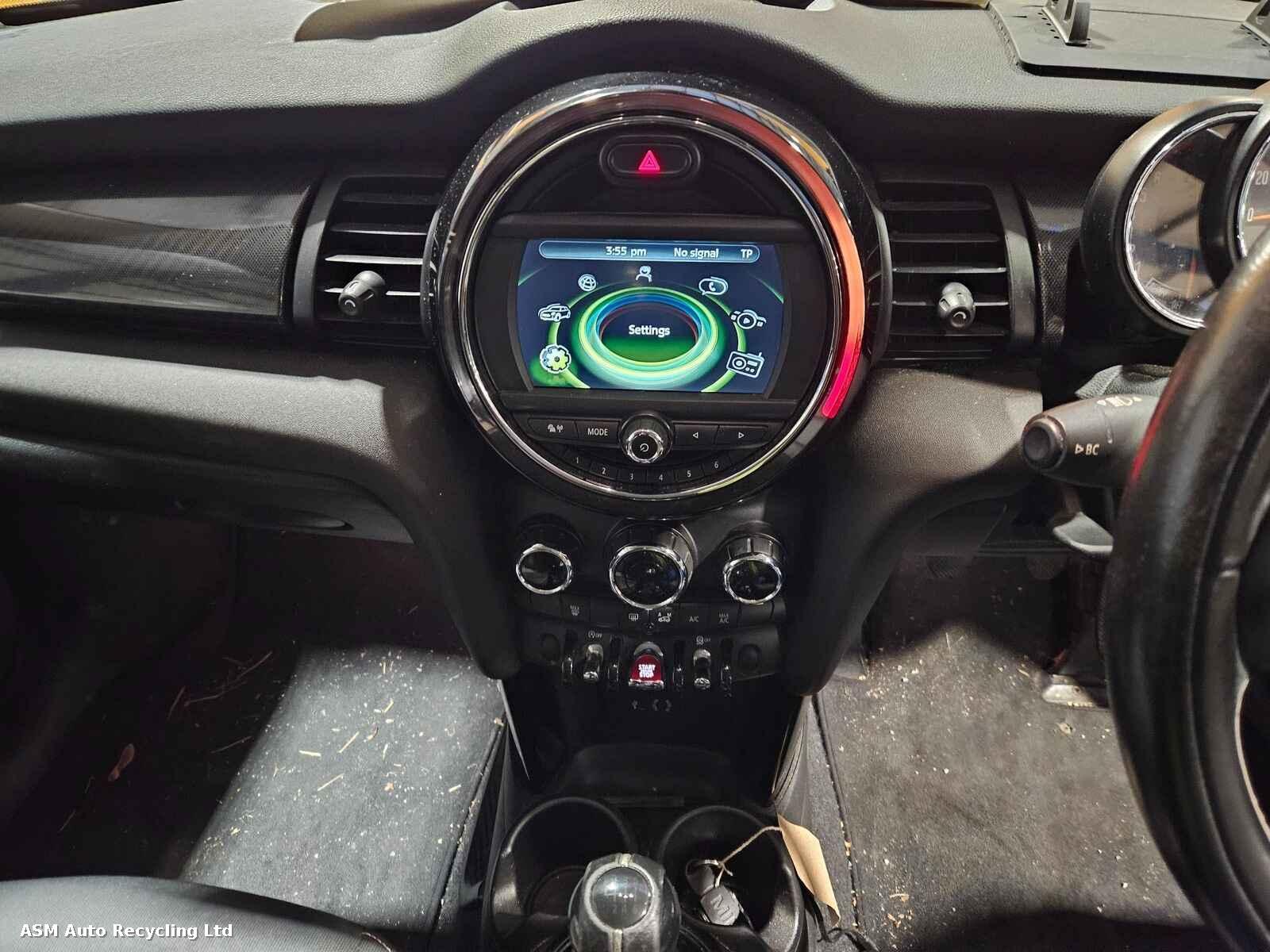 Mini (bmw) Mini 2015 3 Door Hatchback Breaking View Auto part Mini (bmw) Mini 2015 3 Door Hatchback Breaking