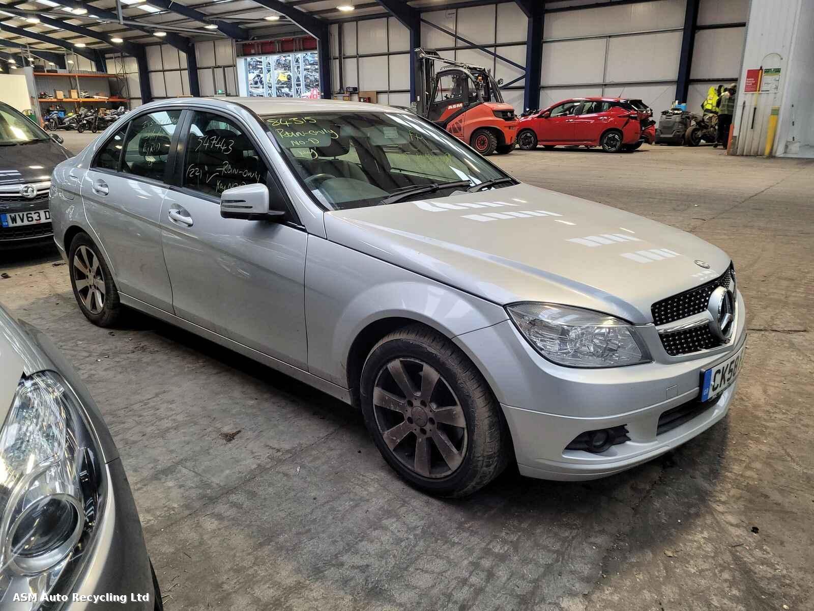 Image for a Mercedes C Class 2008 4 Door Saloon Breaking