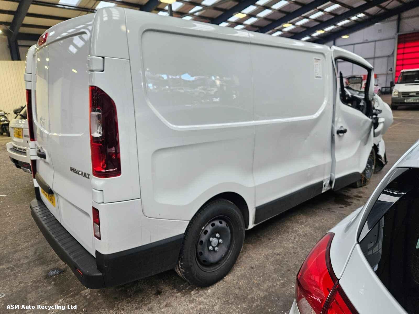 View Auto part Renault Trafic 2025 Unknown Van Breaking