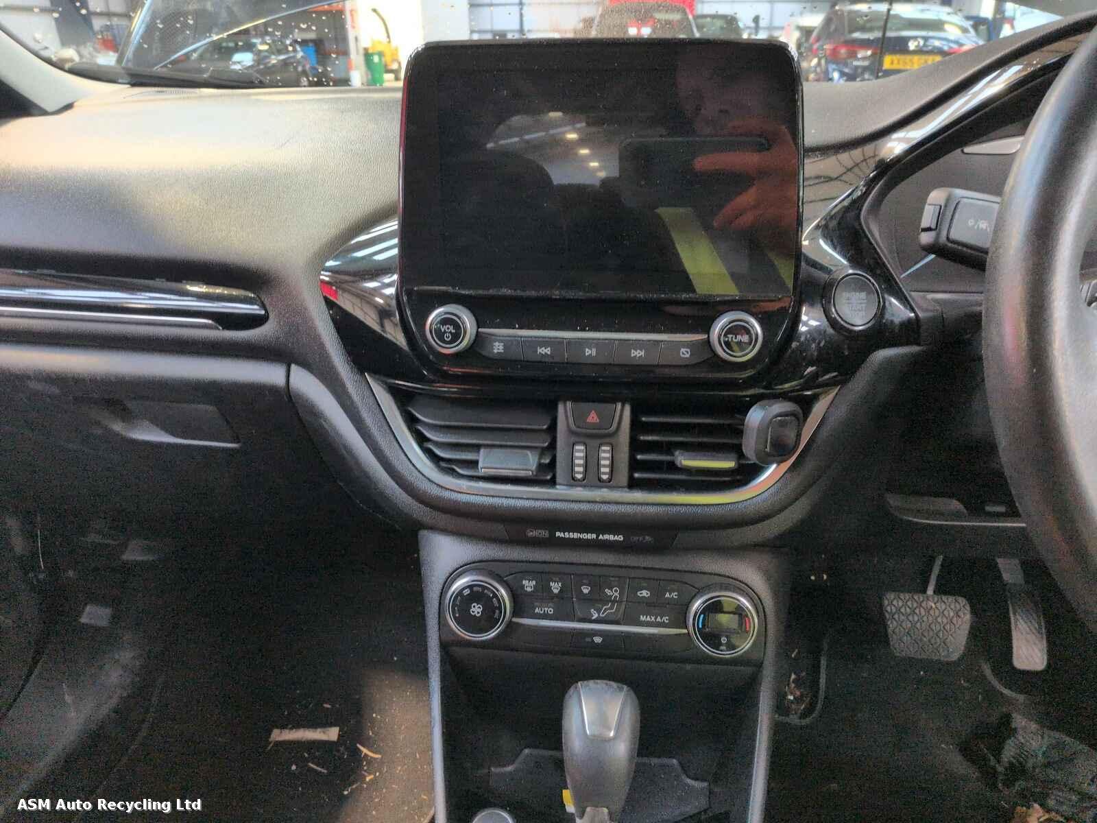 View Auto part Ford Fiesta 2018 5 Door Hatchback Breaking