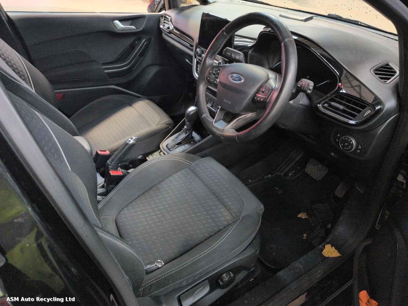 View Auto part Ford Fiesta 2018 5 Door Hatchback Breaking