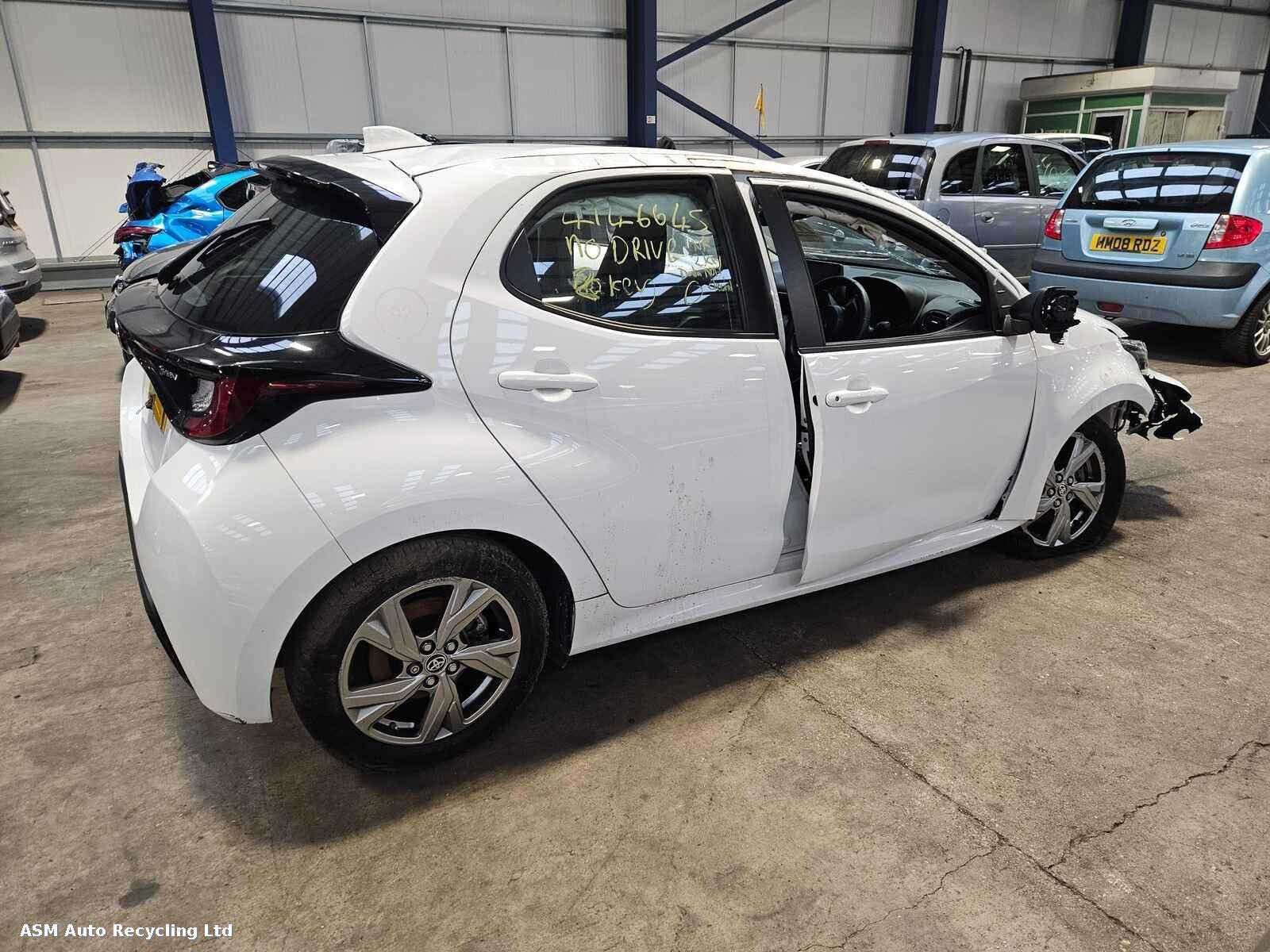 View Auto part Toyota Yaris 2024 5 Door Hatchback Breaking