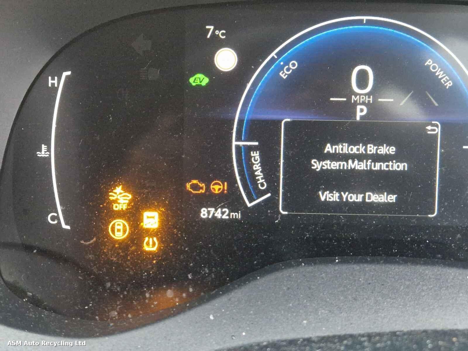 View Auto part Toyota Yaris 2024 5 Door Hatchback Breaking