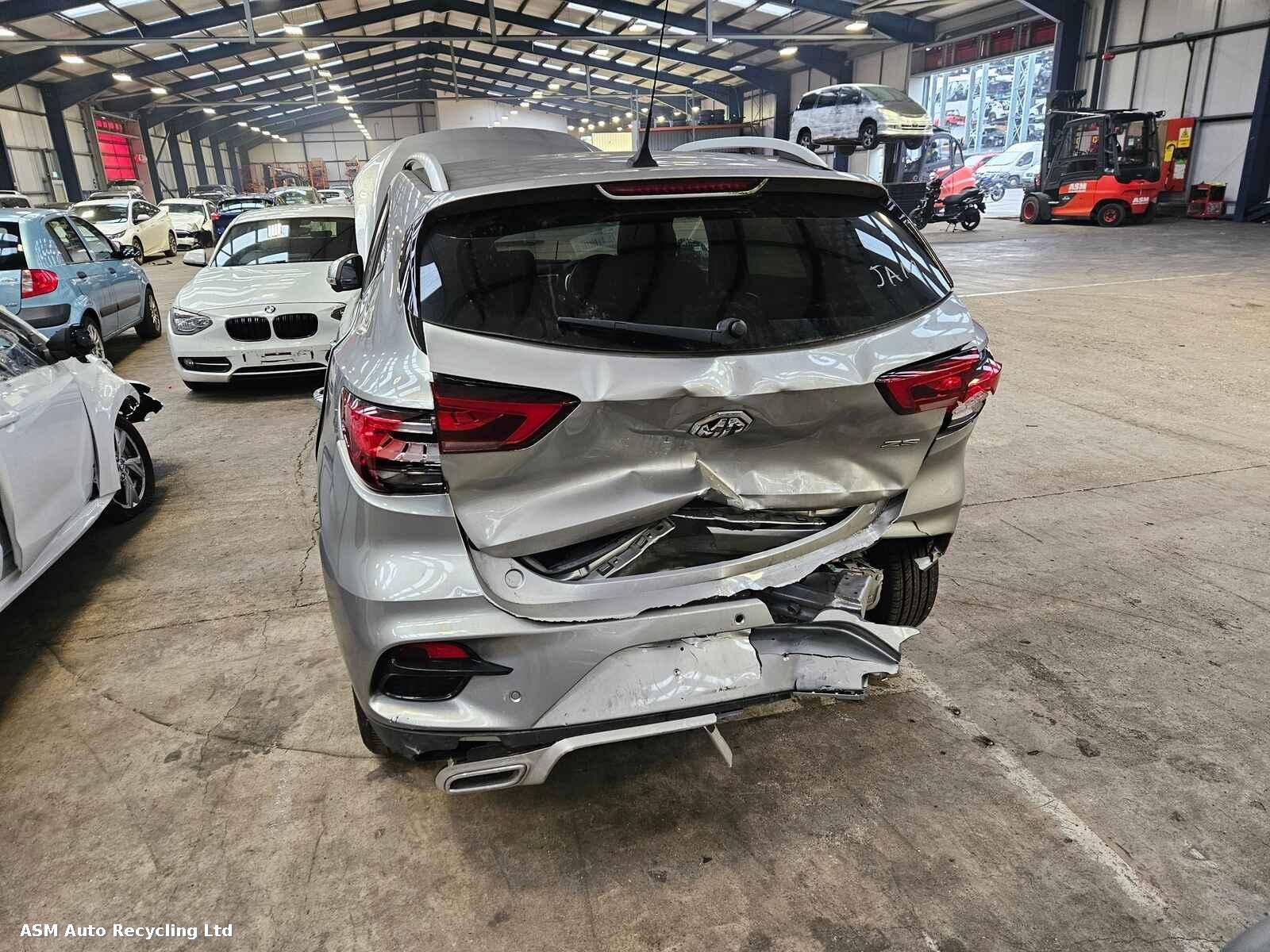 View Auto part Mg Zs 2023 5 Door Hatchback Breaking